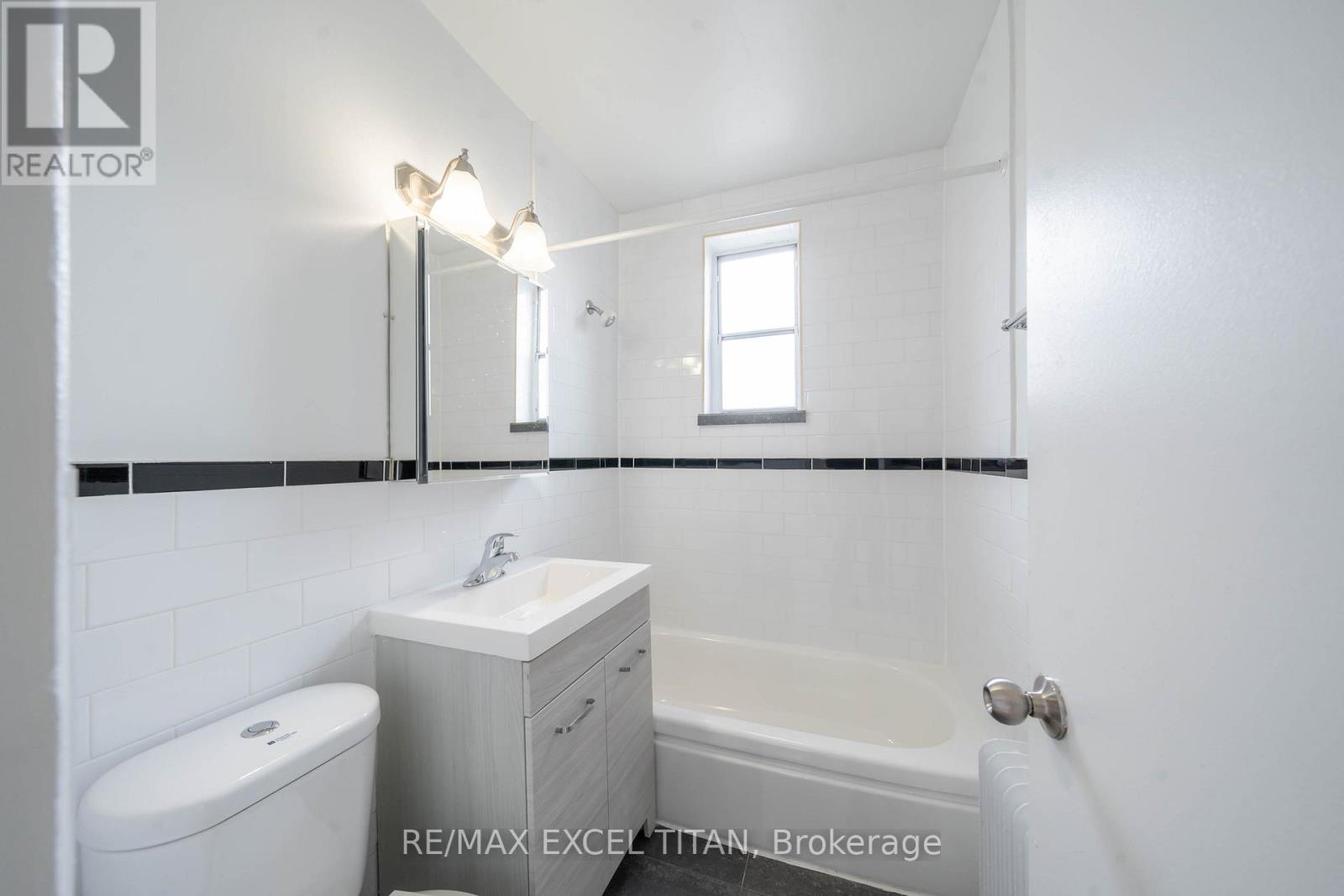107 - 2895 Bathurst Street, Toronto, Ontario  M6H 3A8 - Photo 7 - C13506394