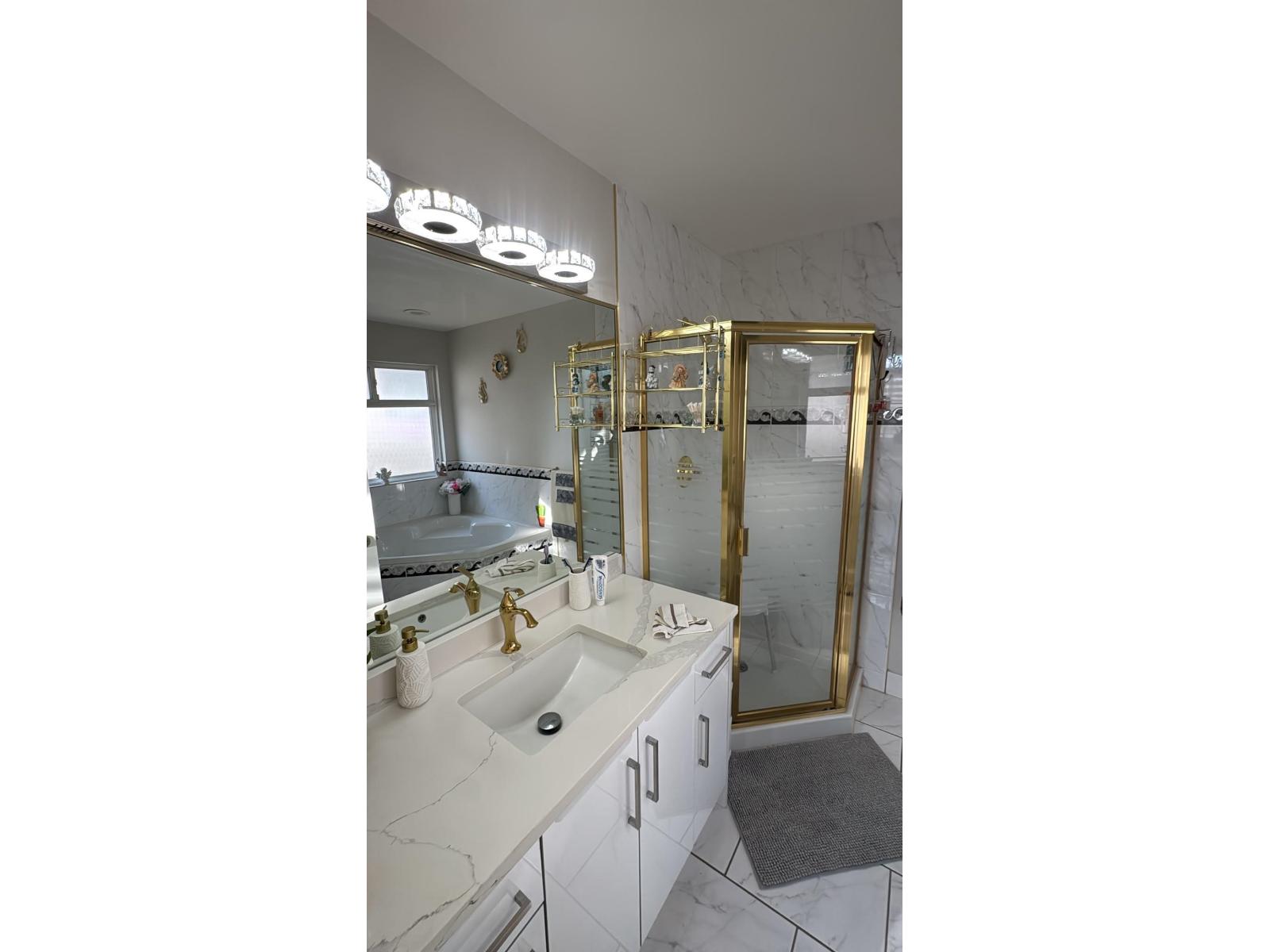 6340 125a Street, Surrey, British Columbia  V3X 3N1 - Photo 8 - R3140819
