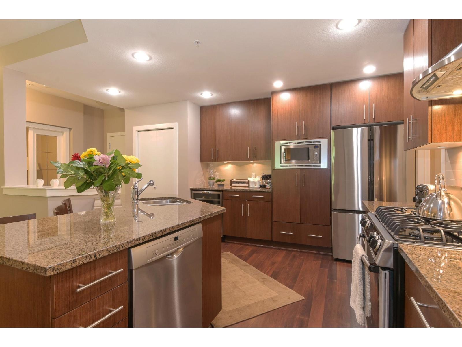 210 16477 64 Avenue, Surrey, British Columbia  V3S 6V7 - Photo 9 - R3141028