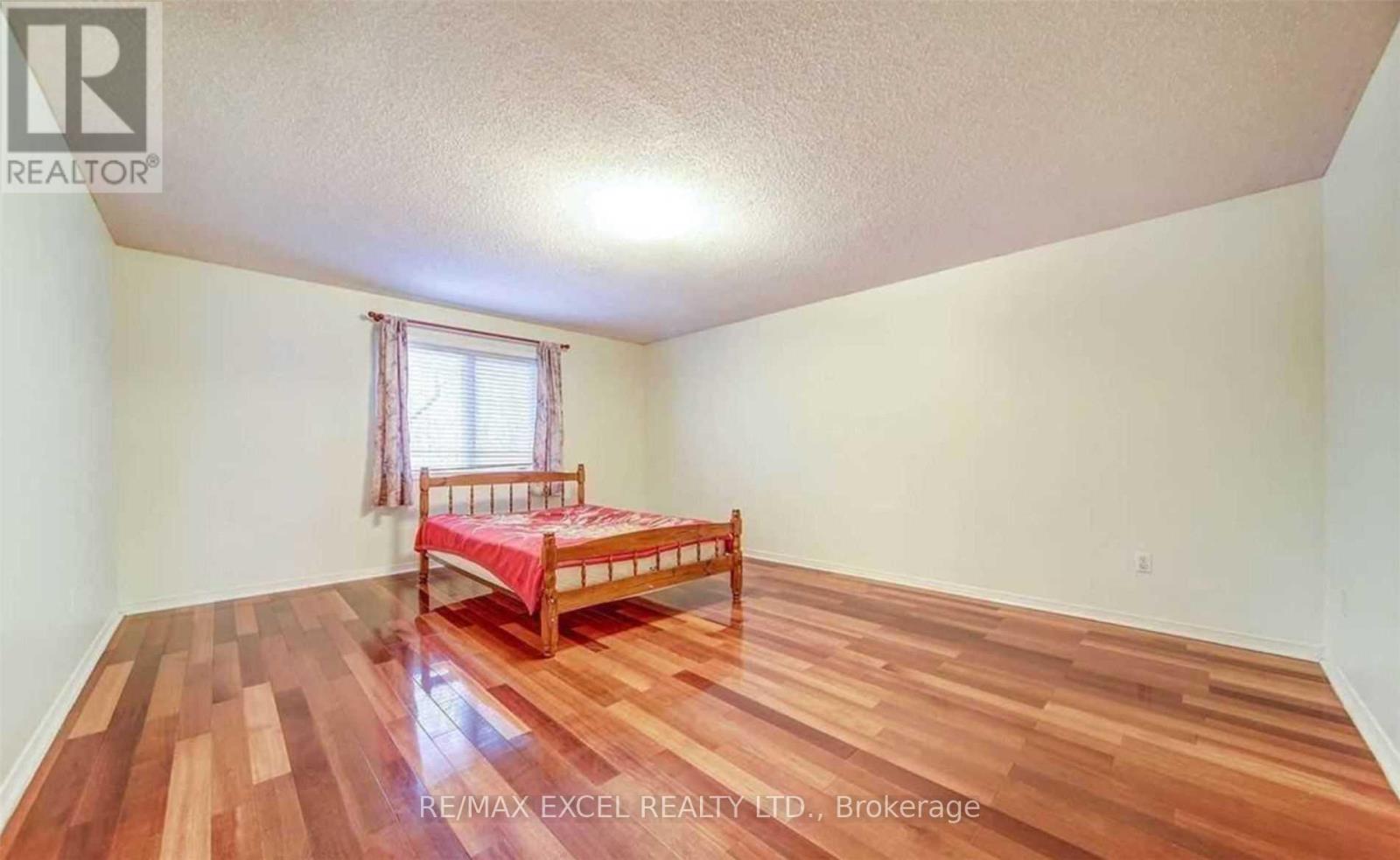 Upper - 175 Shepton Way, Toronto, Ontario  M1V 5N4 - Photo 11 - E13506374