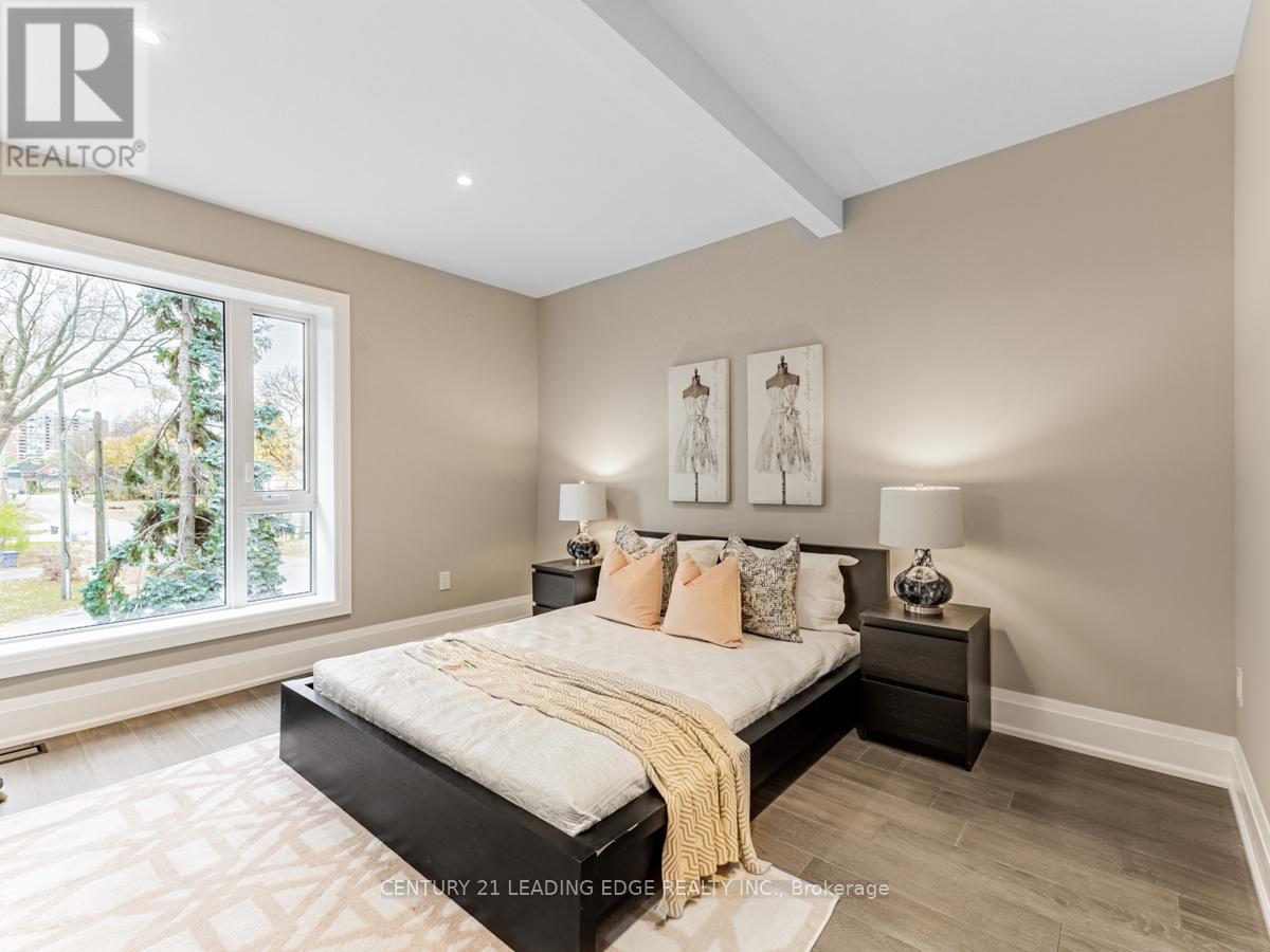 Upper - 19 Donalda Crescent, Toronto, Ontario  M1S 1N5 - Photo 26 - E13506398
