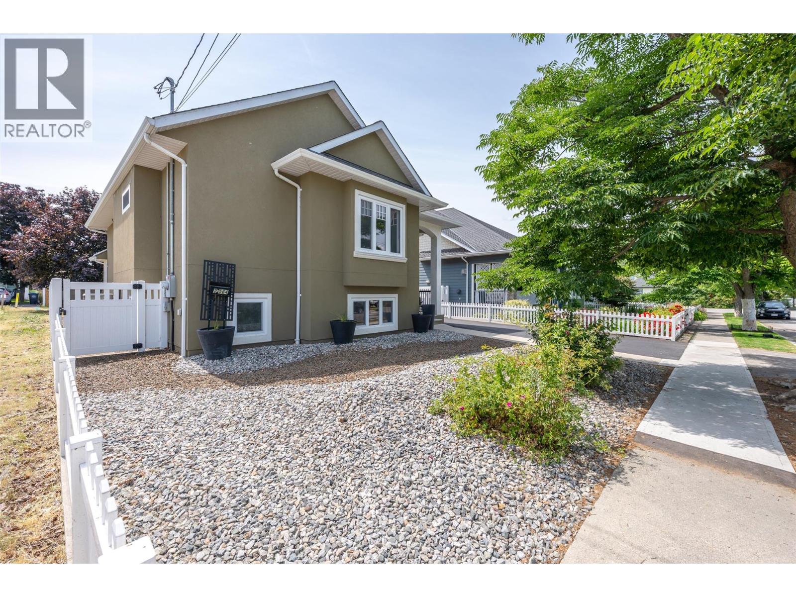 564 Alexander Avenue, Penticton, British Columbia  V2A 1E5 - Photo 58 - 10393233