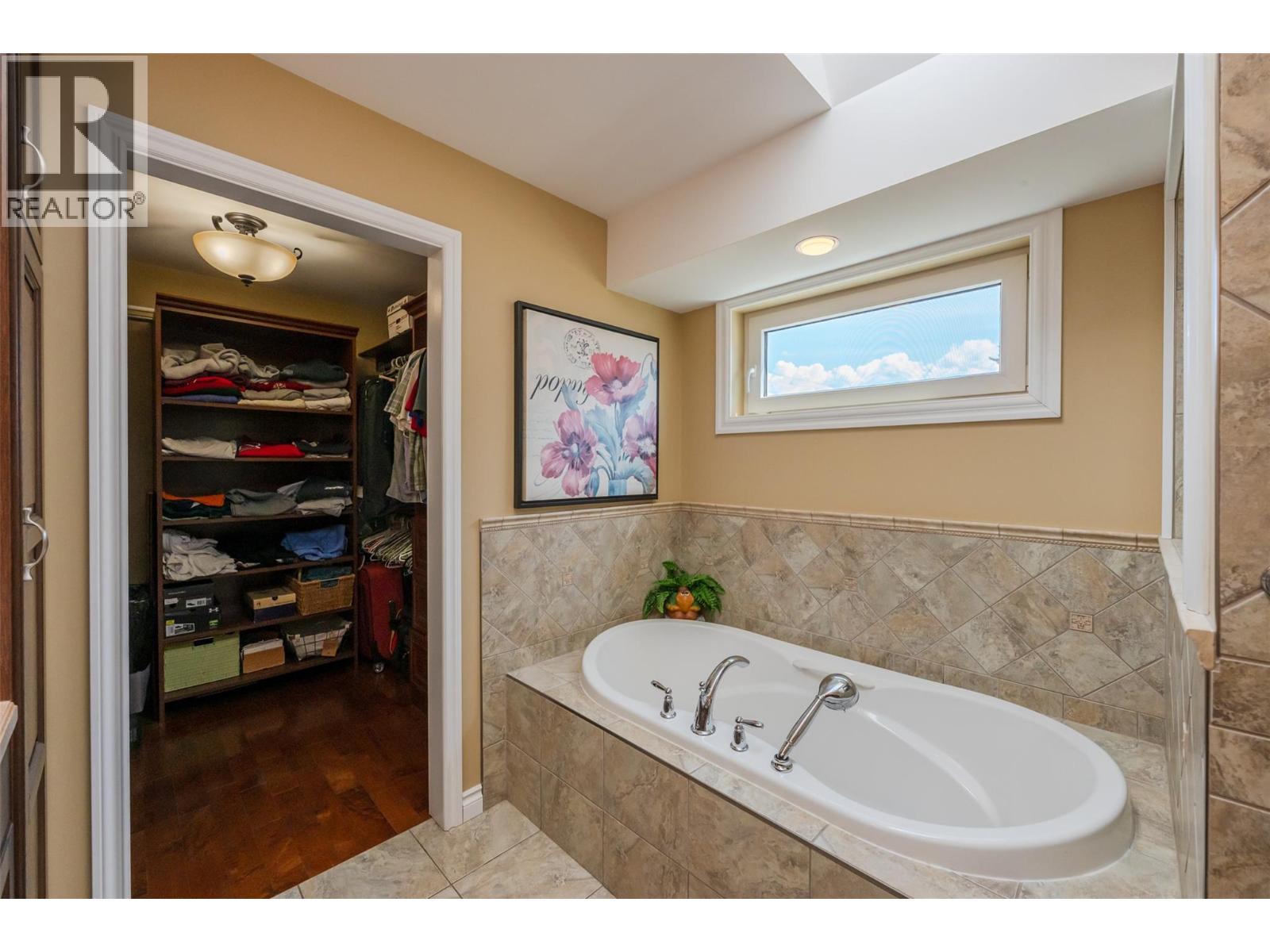564 Alexander Avenue, Penticton, British Columbia  V2A 1E5 - Photo 25 - 10393233