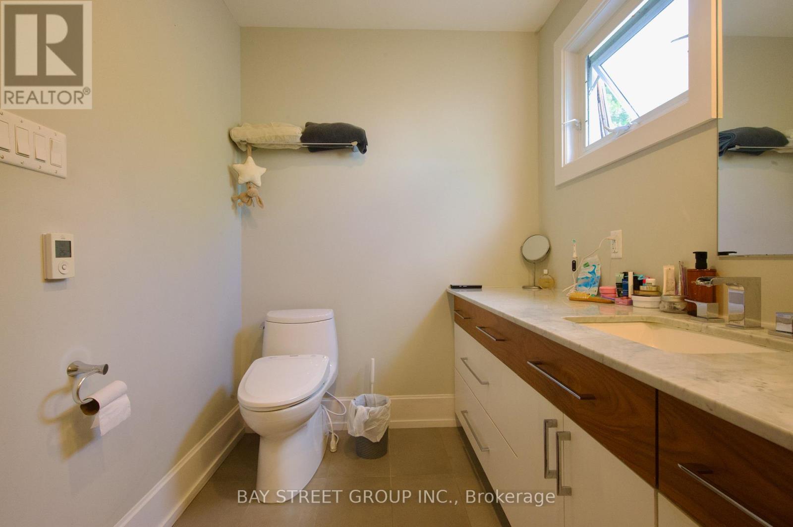 22 Thurgate Crescent, Markham, Ontario  L3T 4G3 - Photo 15 - N13506270