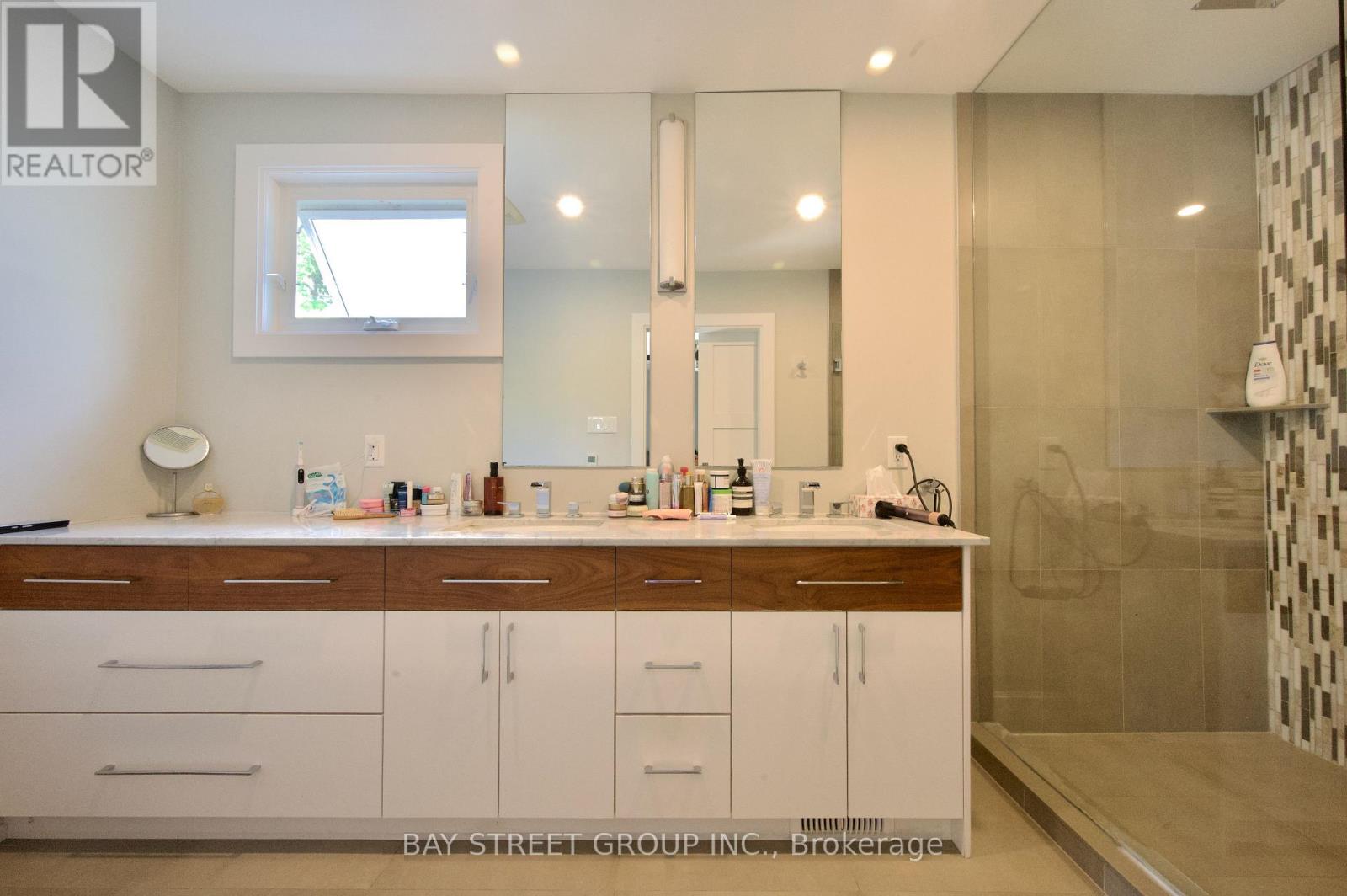 22 Thurgate Crescent, Markham, Ontario  L3T 4G3 - Photo 16 - N13506270