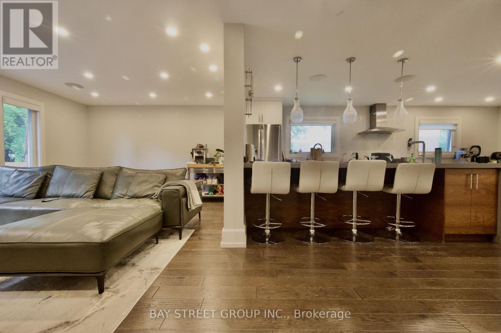 22 Thurgate Crescent, Markham, Ontario  L3T 4G3 - Photo 5 - N13506270