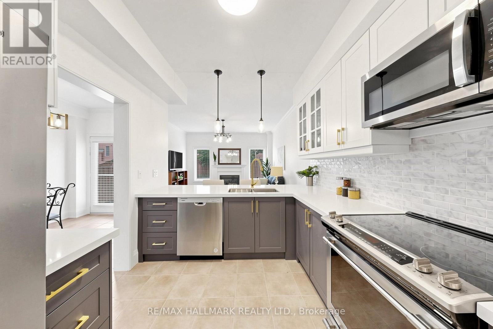 24 Idyllwood Avenue, Richmond Hill, Ontario  L4S 2P4 - Photo 8 - N13506296