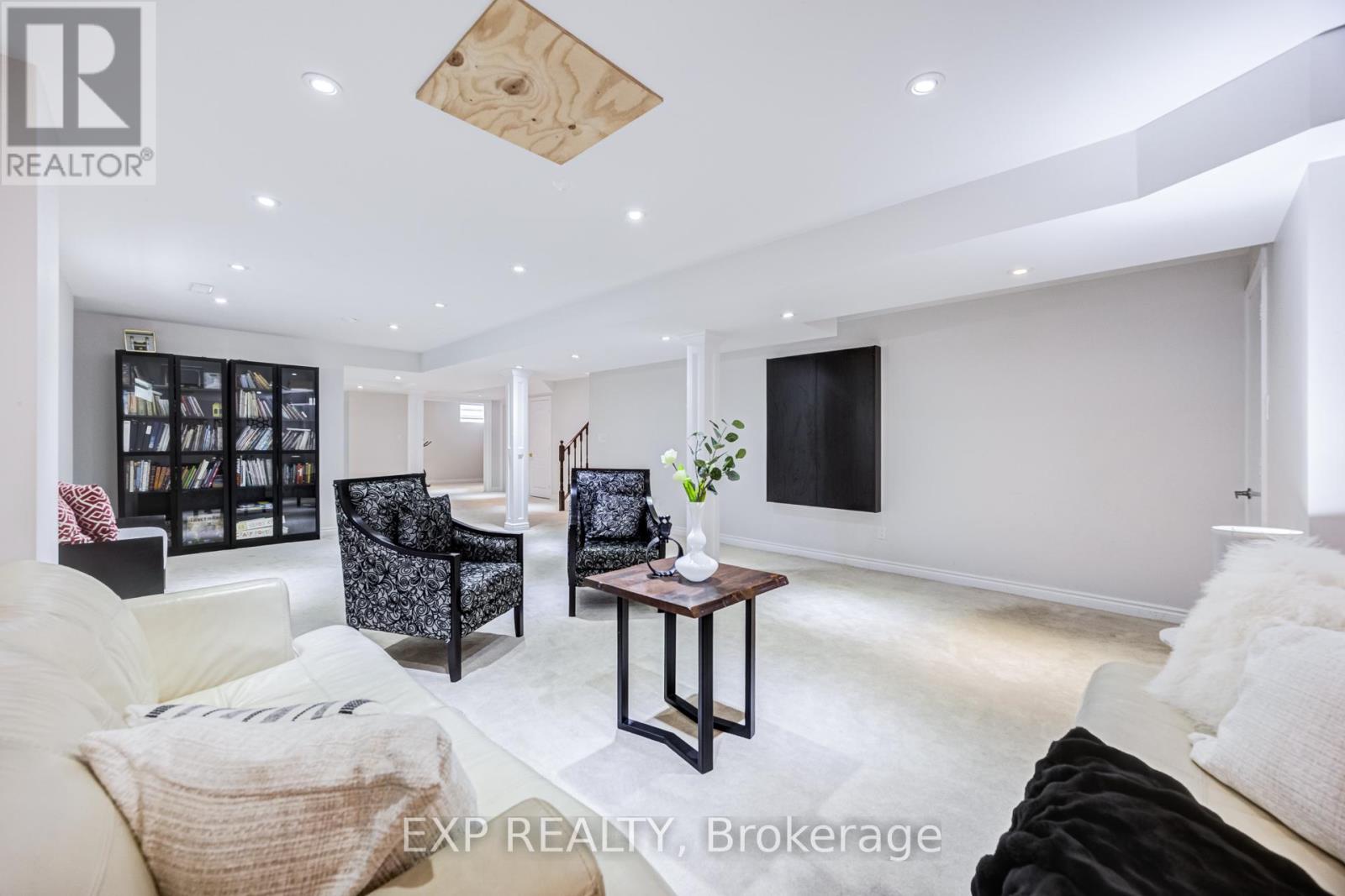 50 Stoney Creek Drive, Markham, Ontario  L6E 0K3 - Photo 37 - N13506306