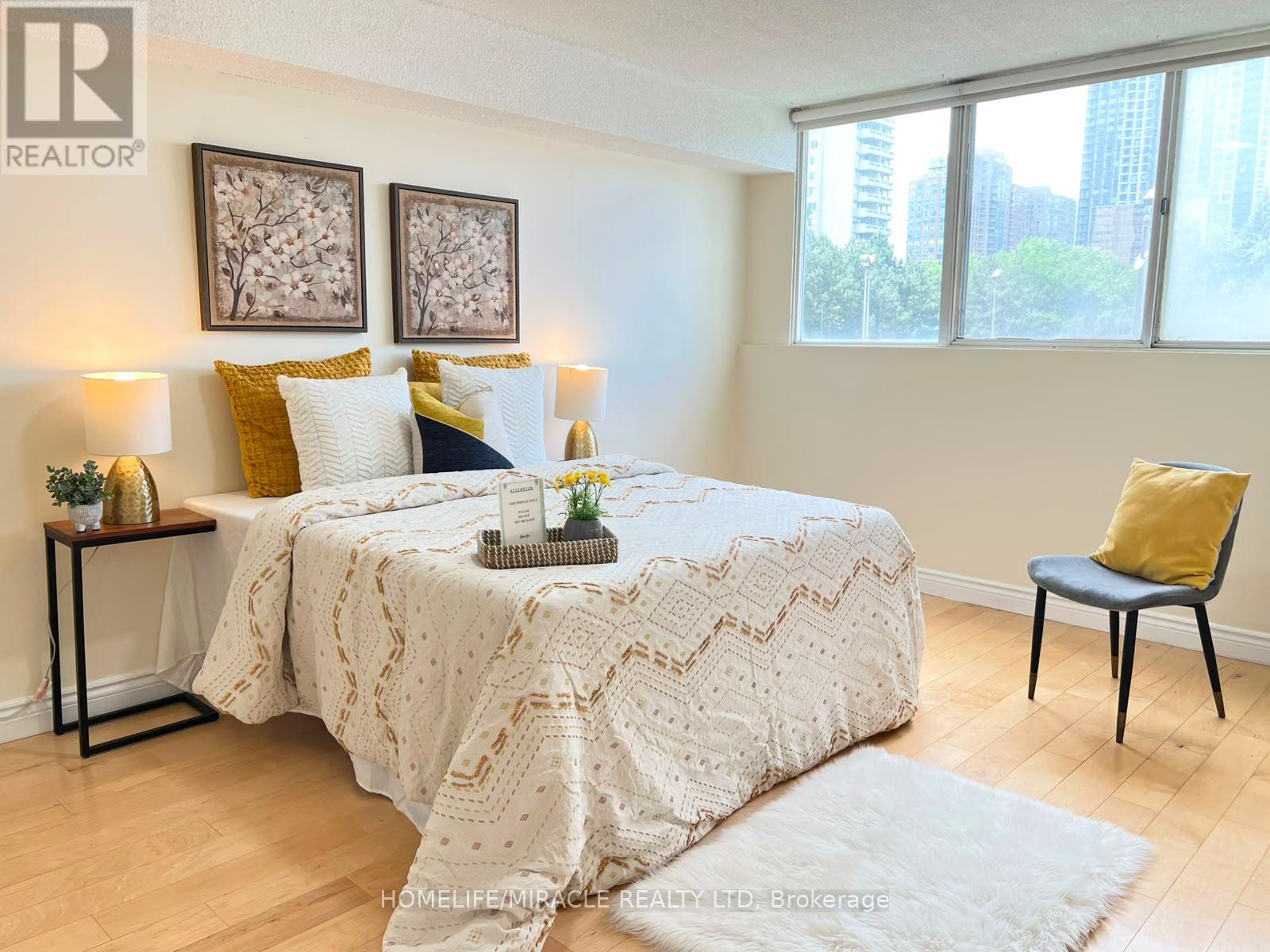 202 - 3700 Kaneff Crescent N, Mississauga, Ontario  L5A 4B8 - Photo 13 - W13506160
