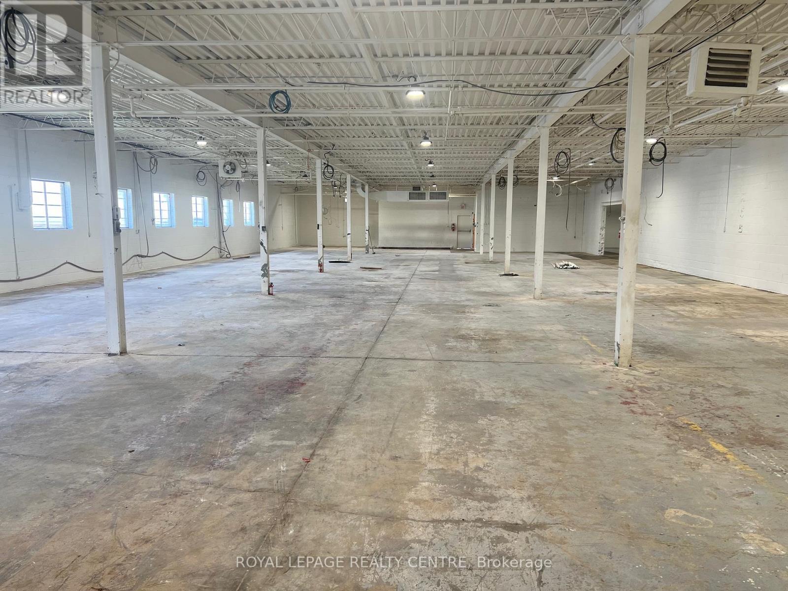 1024 Rangeview Road S, Mississauga, Ontario  L5E 1H3 - Photo 4 - W13506164