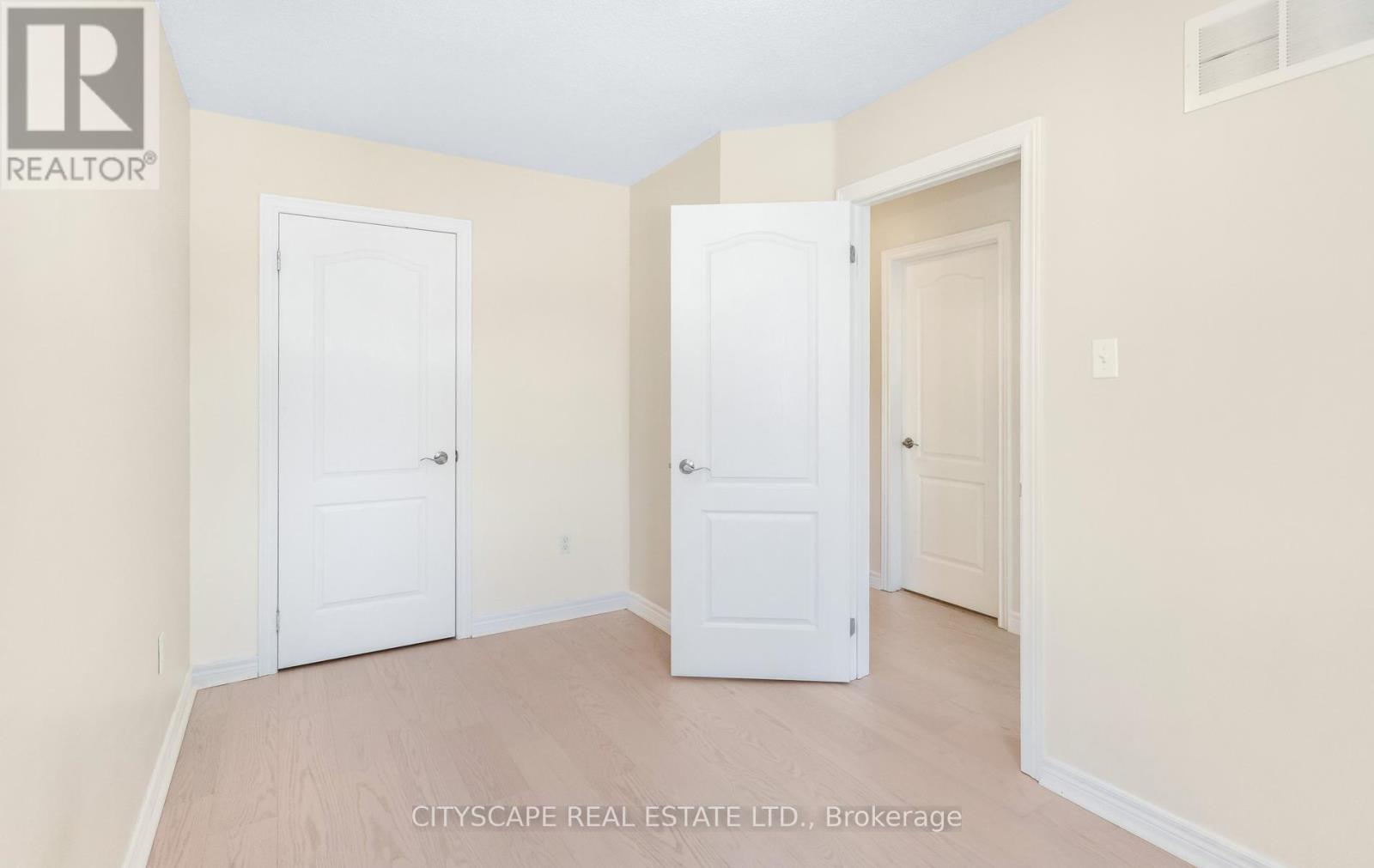 4704 Centretown Way, Mississauga, Ontario  L5R 0C9 - Photo 37 - W13506208