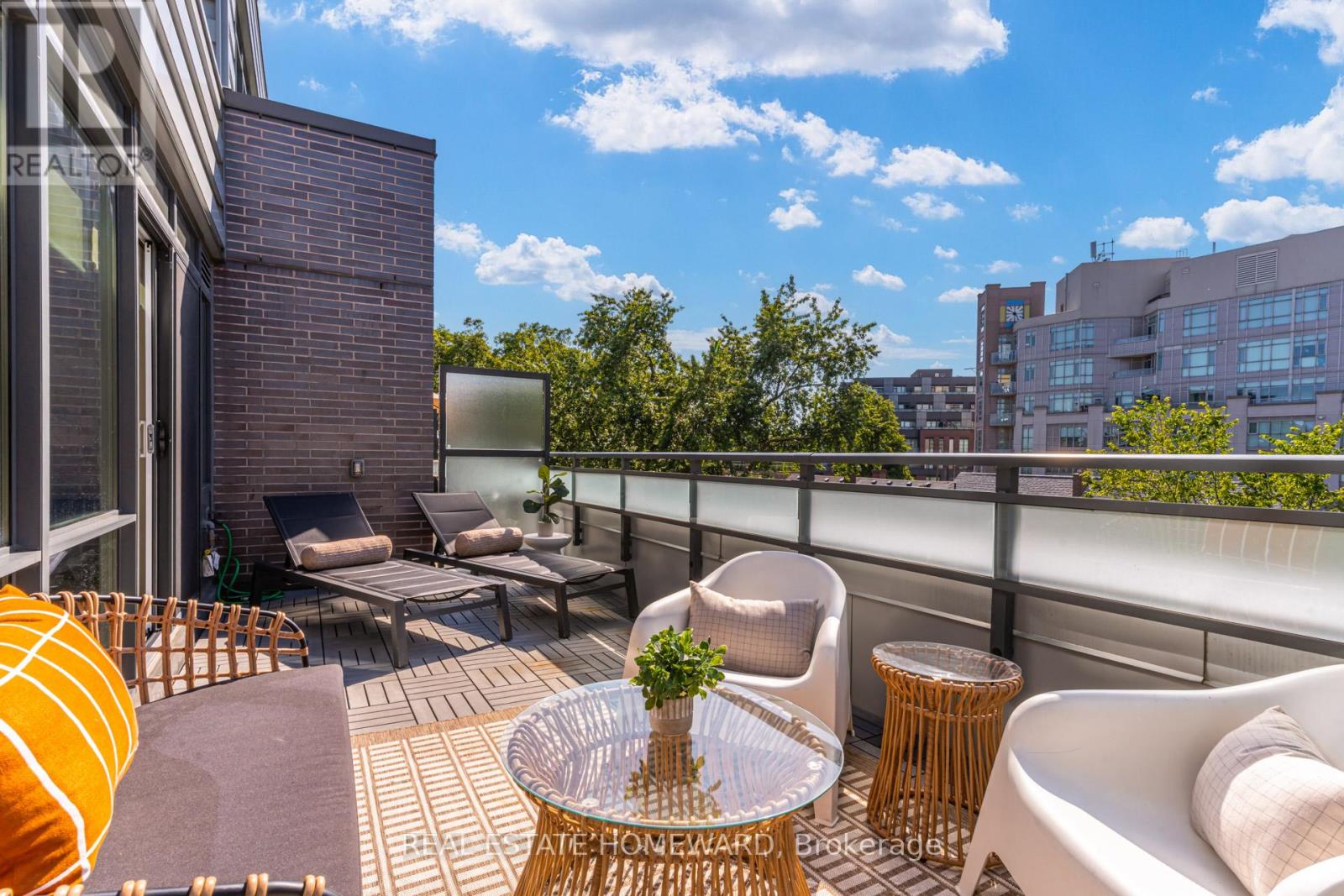 527 - 38 Howard Park Avenue, Toronto, Ontario  M6R 0A7 - Photo 2 - W13506370