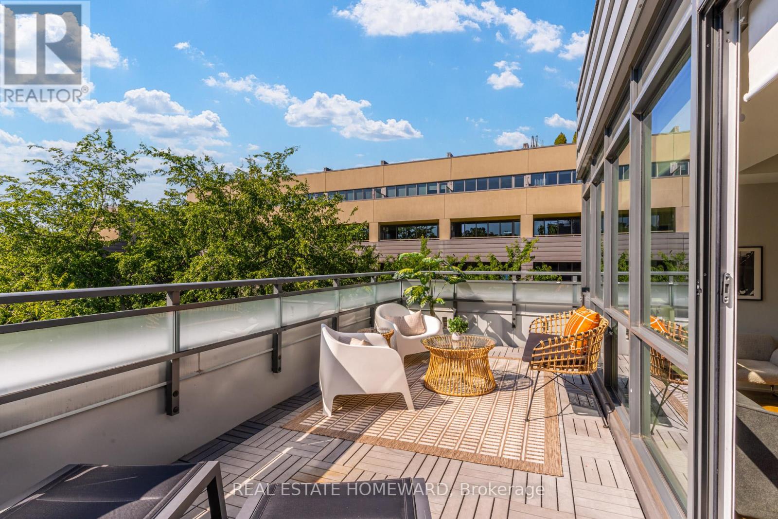 527 - 38 Howard Park Avenue, Toronto, Ontario  M6R 0A7 - Photo 3 - W13506370
