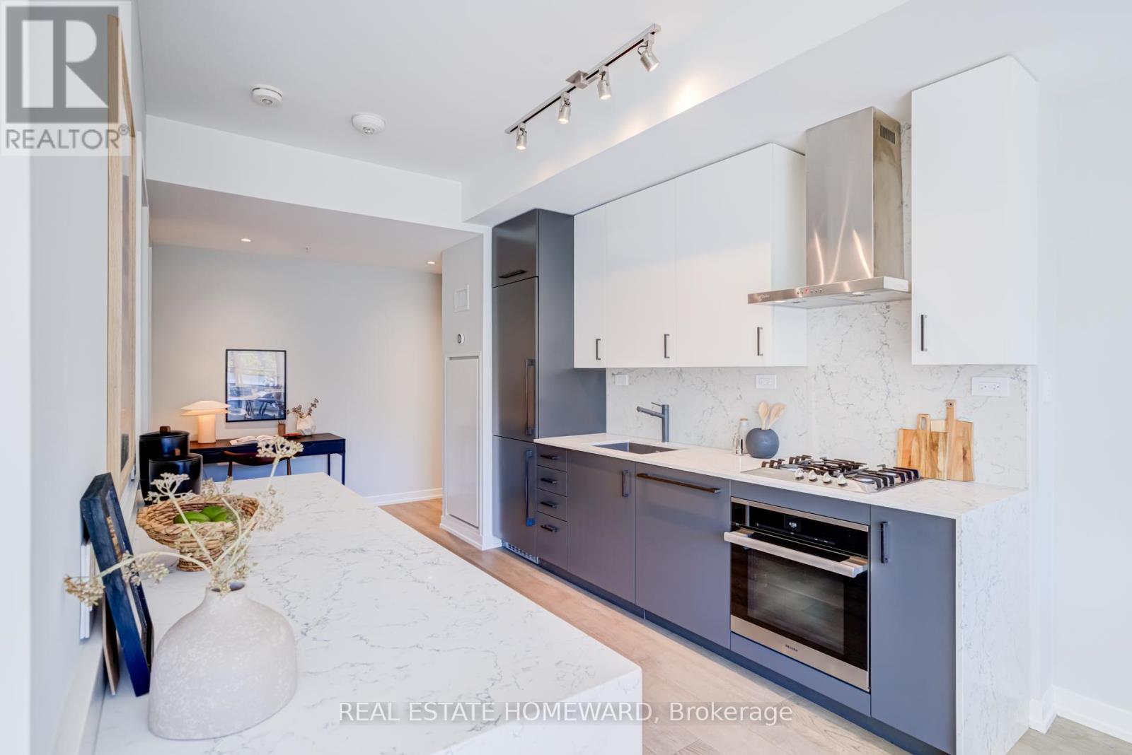 527 - 38 Howard Park Avenue, Toronto, Ontario  M6R 0A7 - Photo 6 - W13506370
