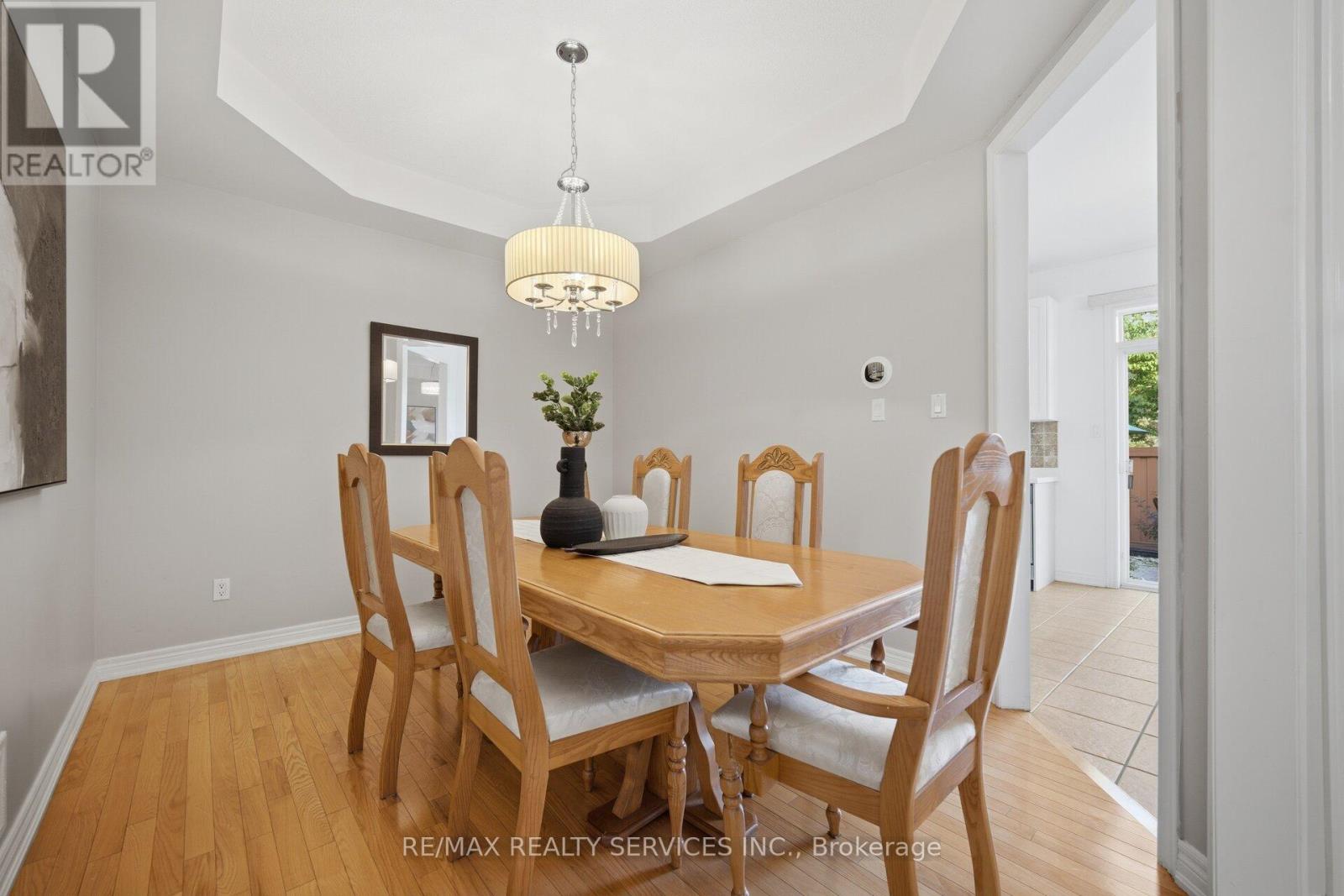 157 Father Tobin Road, Brampton, Ontario  L6R 0E3 - Photo 7 - W13506414