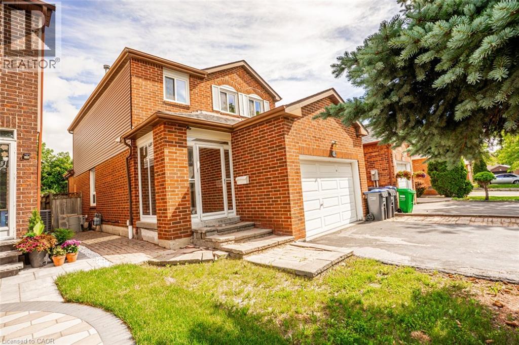 15 CRESSWELL Drive, Brampton, Ontario