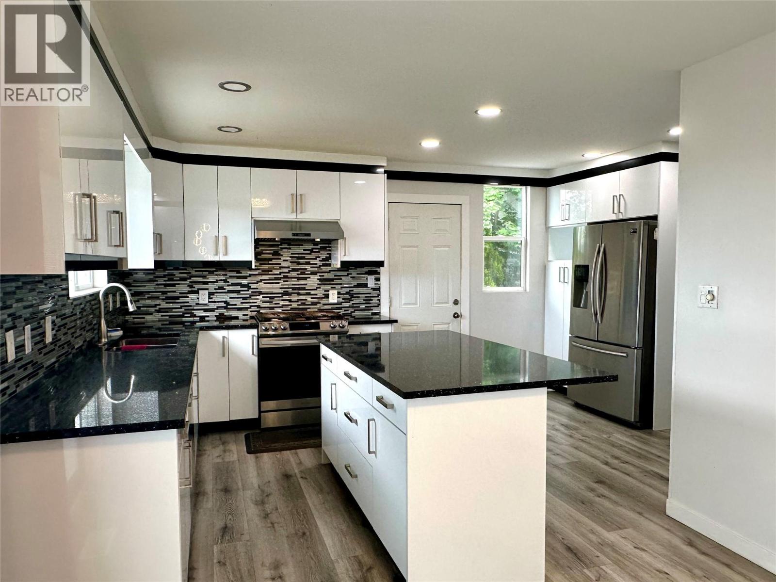 3802 21 Avenue, Vernon, British Columbia  V1T 6P8 - Photo 14 - 10392112