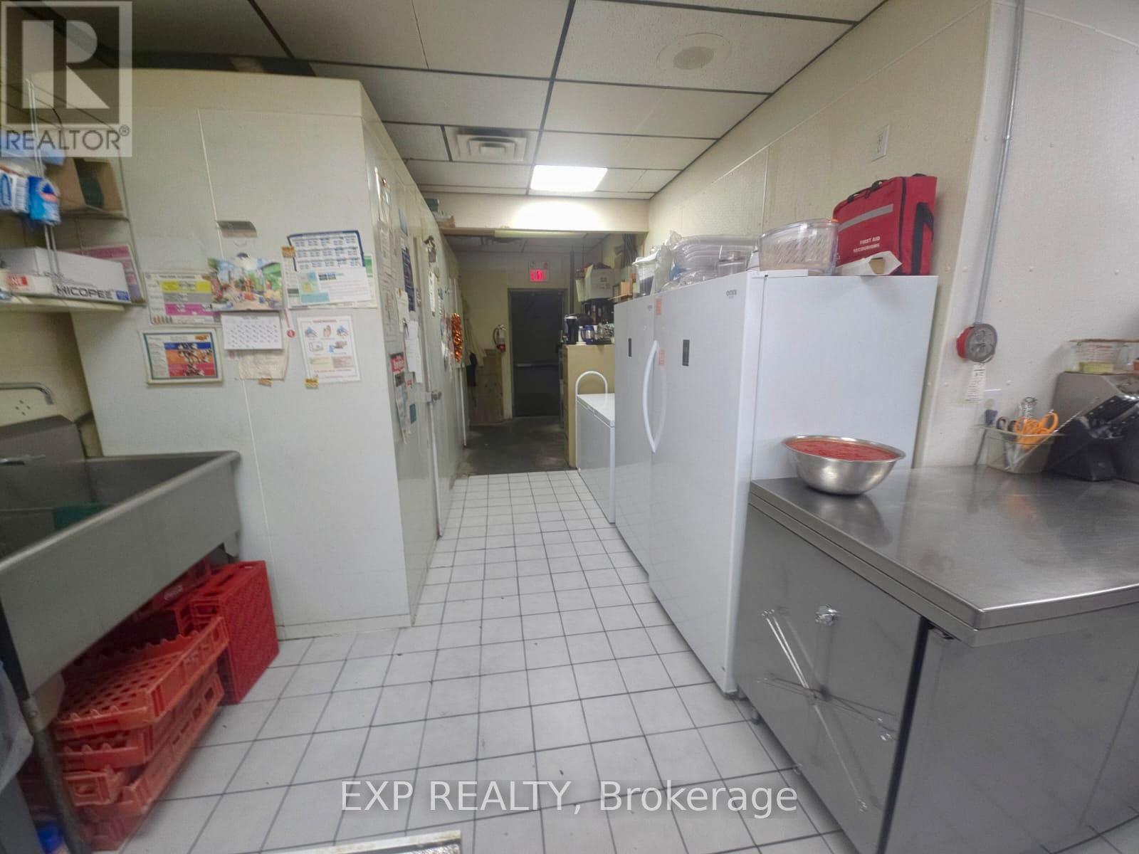 581 Garafraxa Street S, West Grey, Ontario  N0G 1R0 - Photo 19 - X13506356