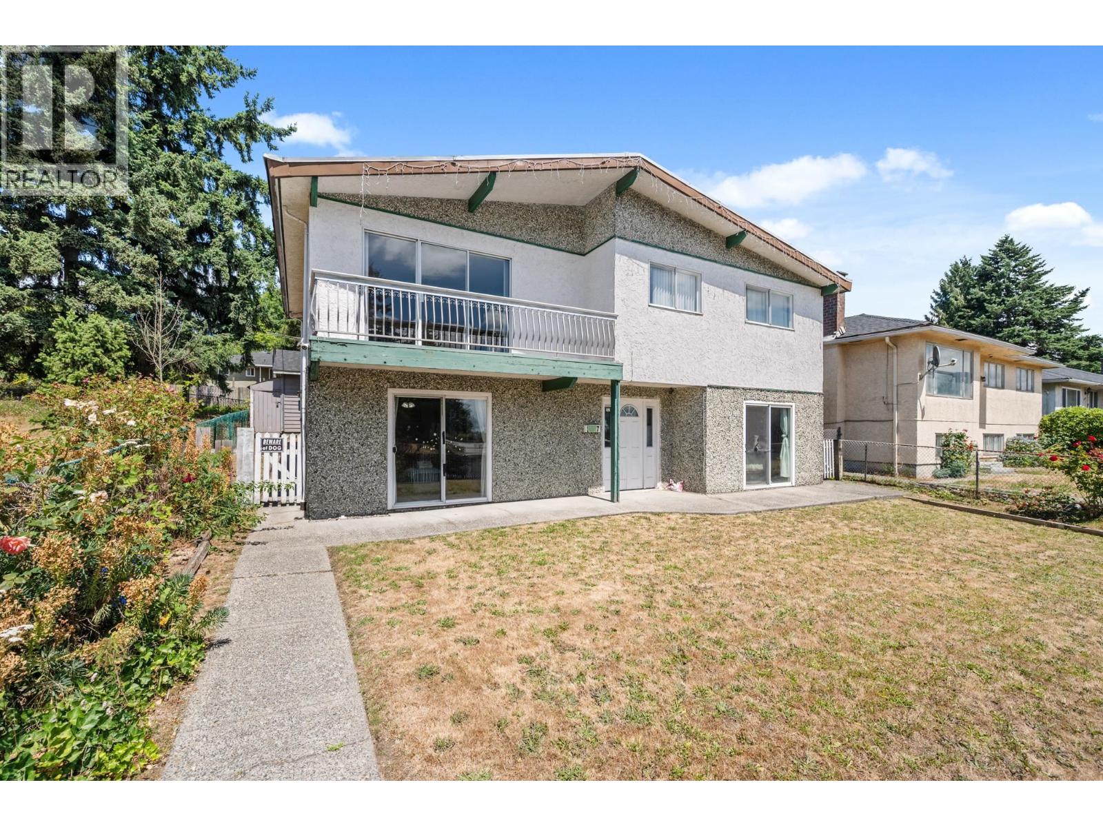 1457 SE Marine Drive, Vancouver, British Columbia  V5P 2R3 - Photo 3 - R3141105