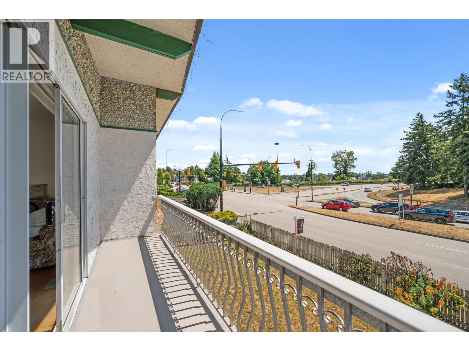 1457 SE Marine Drive, Vancouver, British Columbia  V5P 2R3 - Photo 5 - R3141105