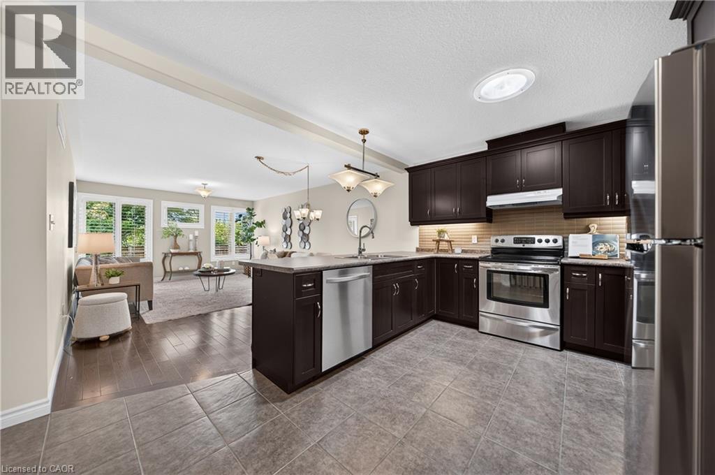 35 Green Gate Boulevard Unit# 38, Cambridge, Ontario  N1T 0A3 - Photo 8 - 40844309