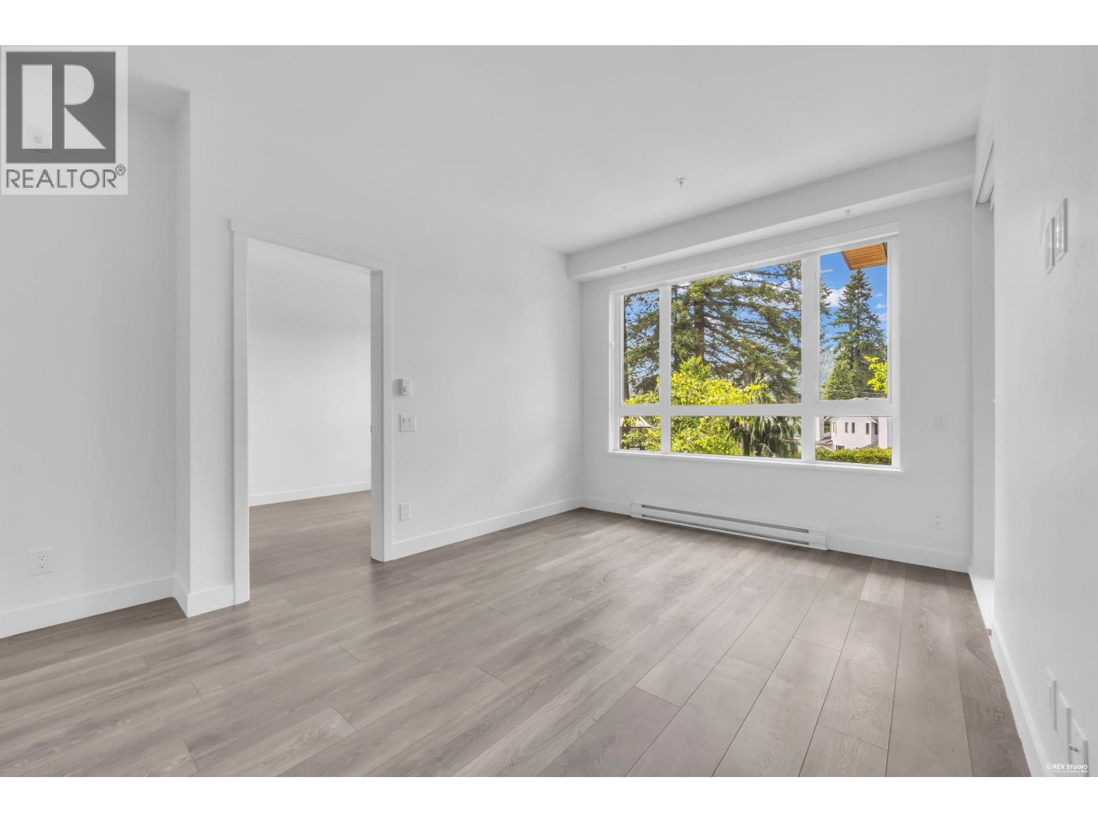 213 735 Anskar Court, Coquitlam, British Columbia  V3J 0L7 - Photo 9 - R3141358