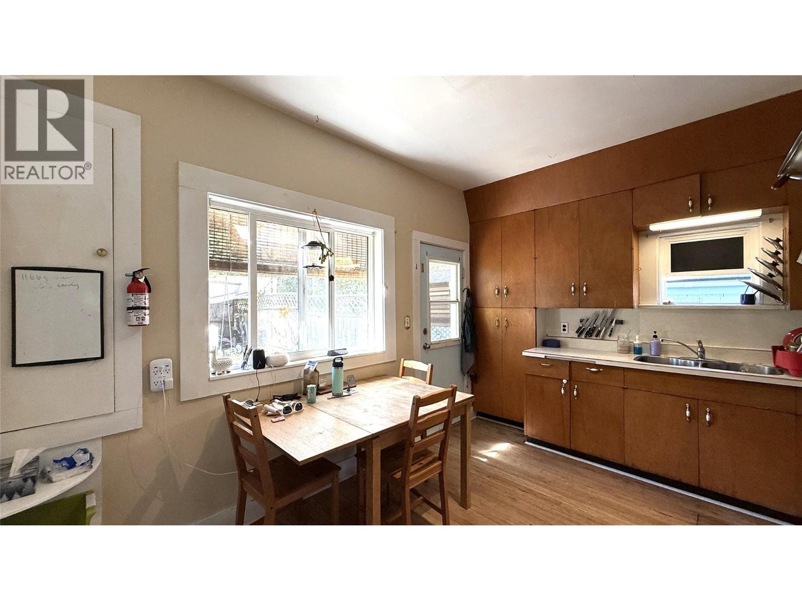 812 Kokanee Avenue, Nelson, British Columbia V1L 3P6 - Photo 15 - 10393259