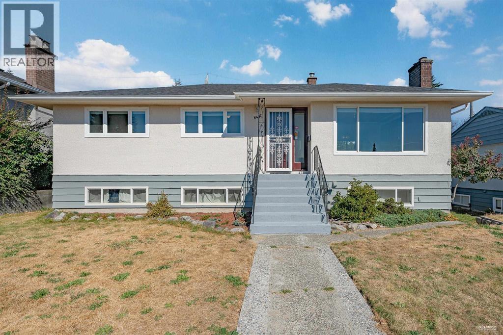 6407 CLINTON STREET, Burnaby, British Columbia