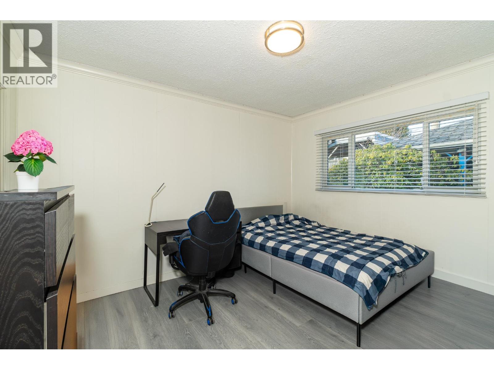 6407 Clinton Street, Burnaby, British Columbia  V5E 1A3 - Photo 13 - R3141375