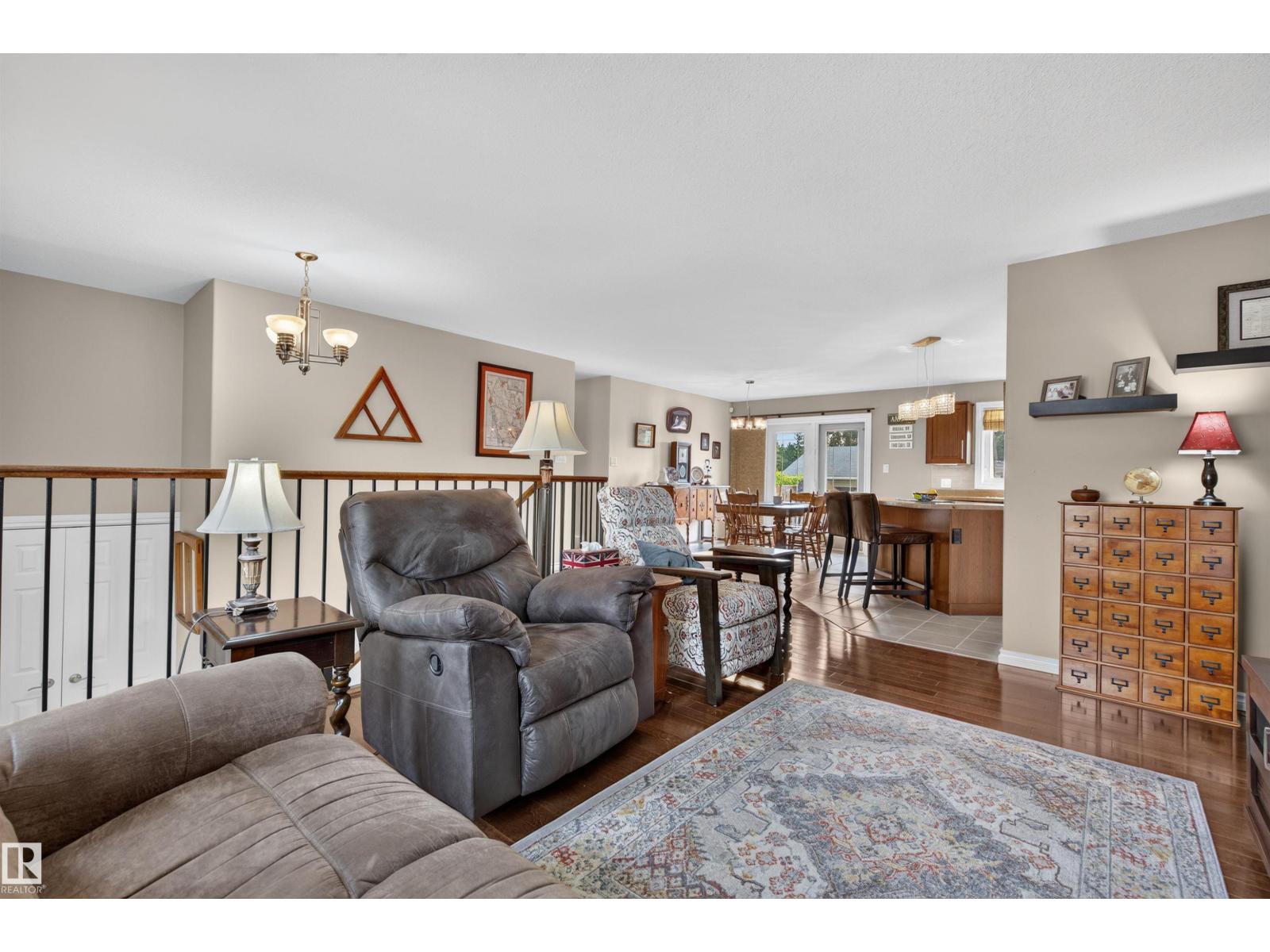 210 23 St, Cold Lake, Alberta  T9M 0A8 - Photo 4 - E4496415