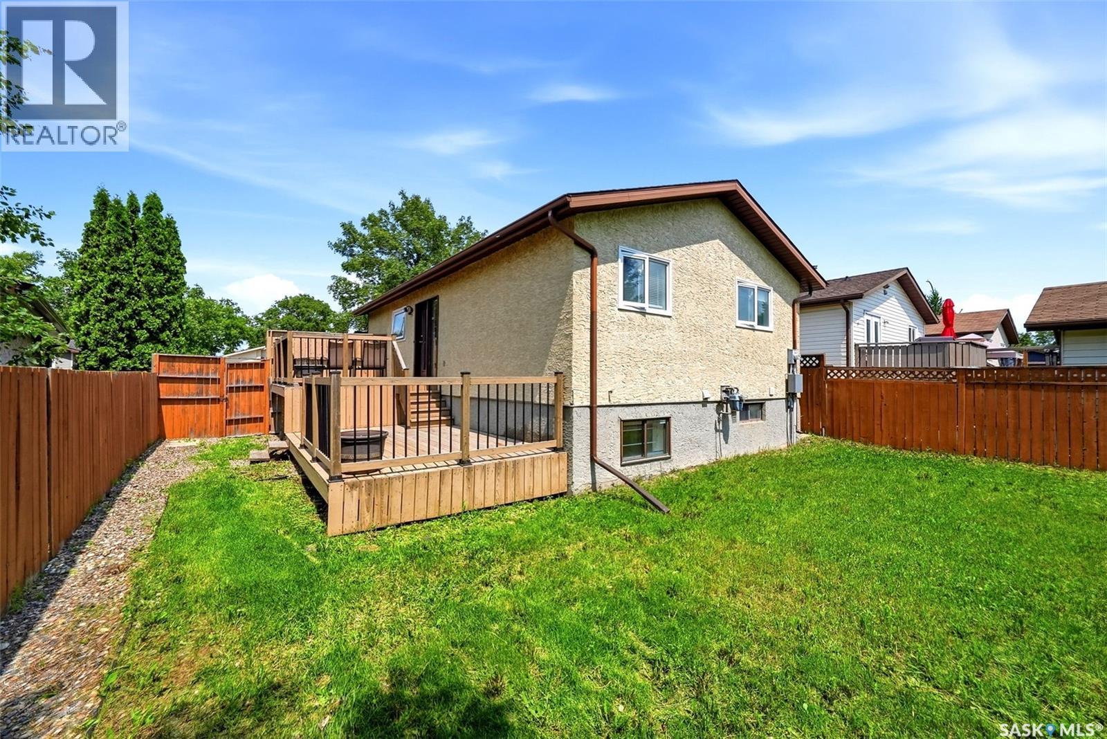 3151 Jenkins Drive E, Regina, Saskatchewan  S4N 6X4 - Photo 29 - SK041137