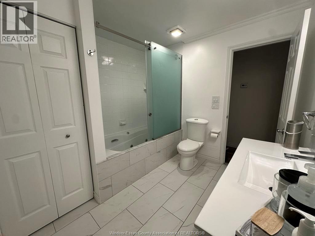 7929 Hawthorne Drive, Windsor, Ontario  N8R 2J9 - Photo 32 - 26015676