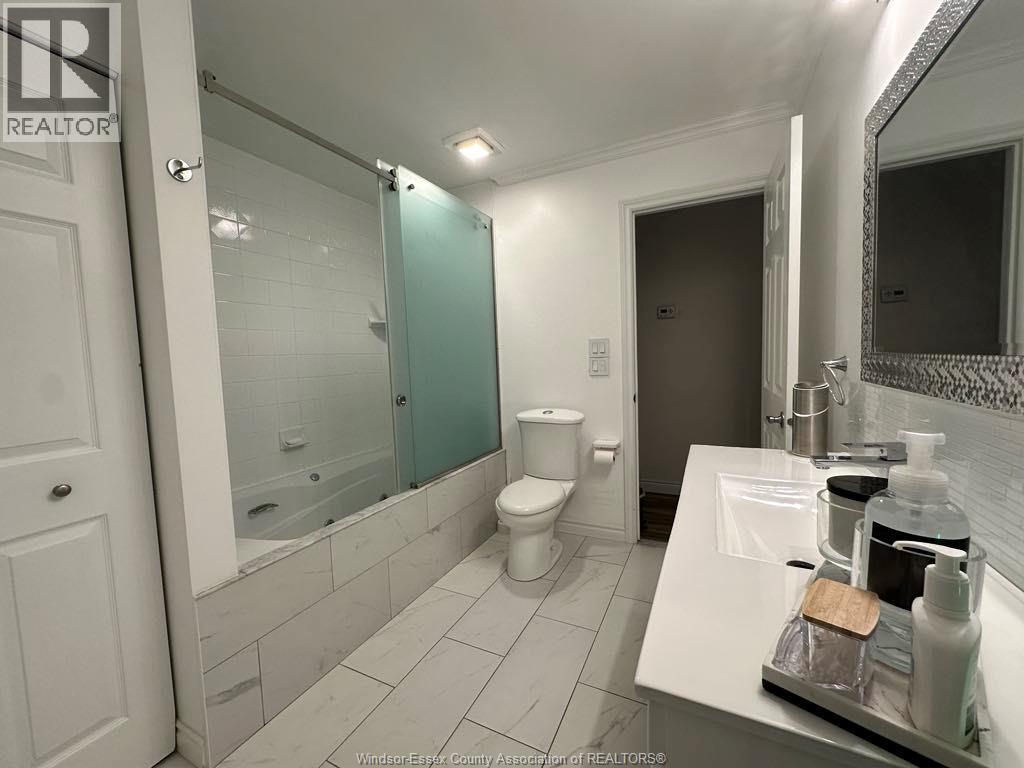 7929 Hawthorne Drive, Windsor, Ontario  N8R 2J9 - Photo 33 - 26015676