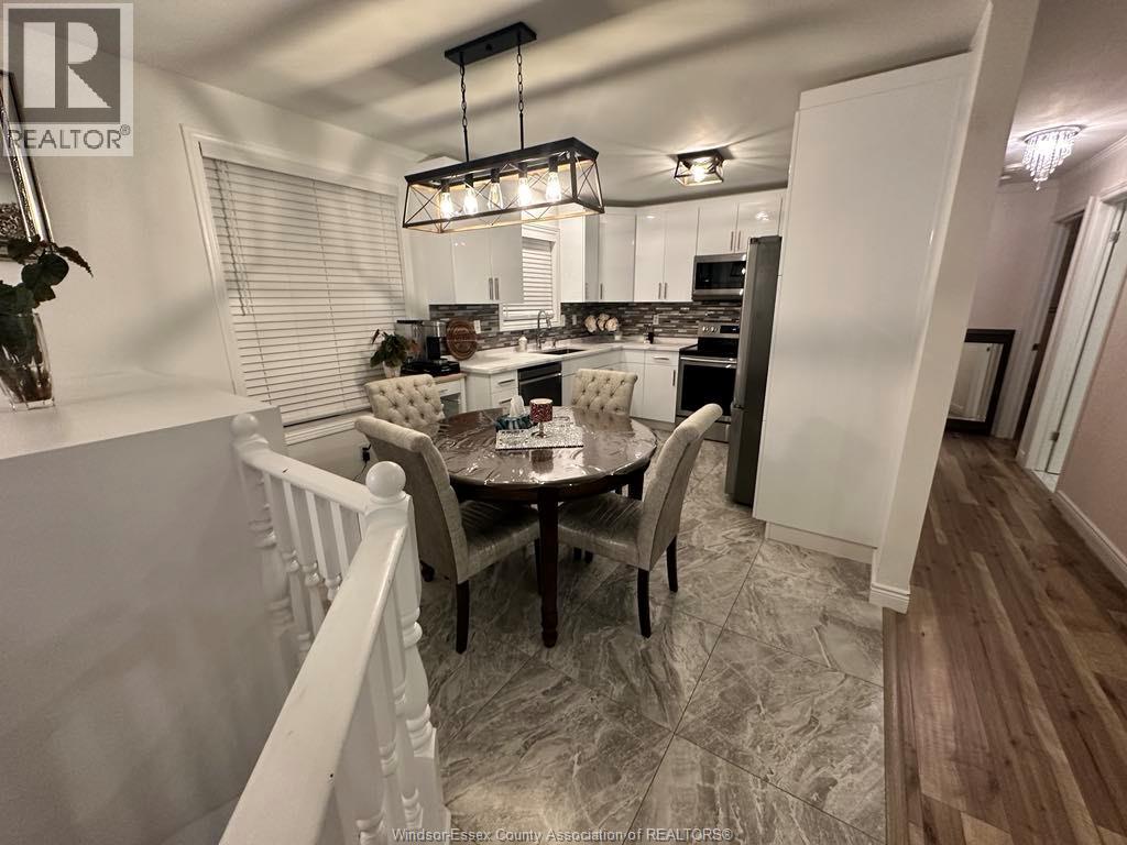 7929 Hawthorne Drive, Windsor, Ontario  N8R 2J9 - Photo 9 - 26015676