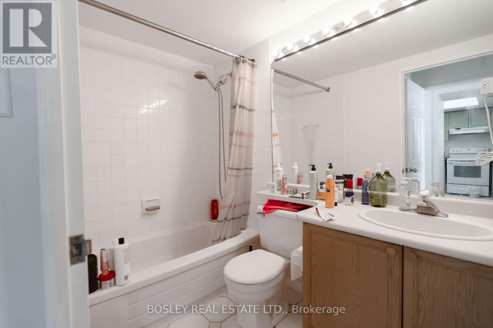 2202 - 101 Subway Crescent, Toronto, Ontario  M9B 6K4 - Photo 6 - W13506478