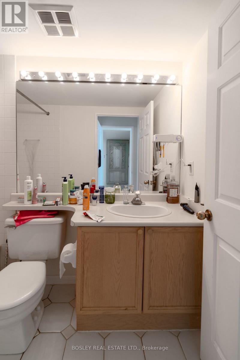 2202 - 101 Subway Crescent, Toronto, Ontario  M9B 6K4 - Photo 8 - W13506478