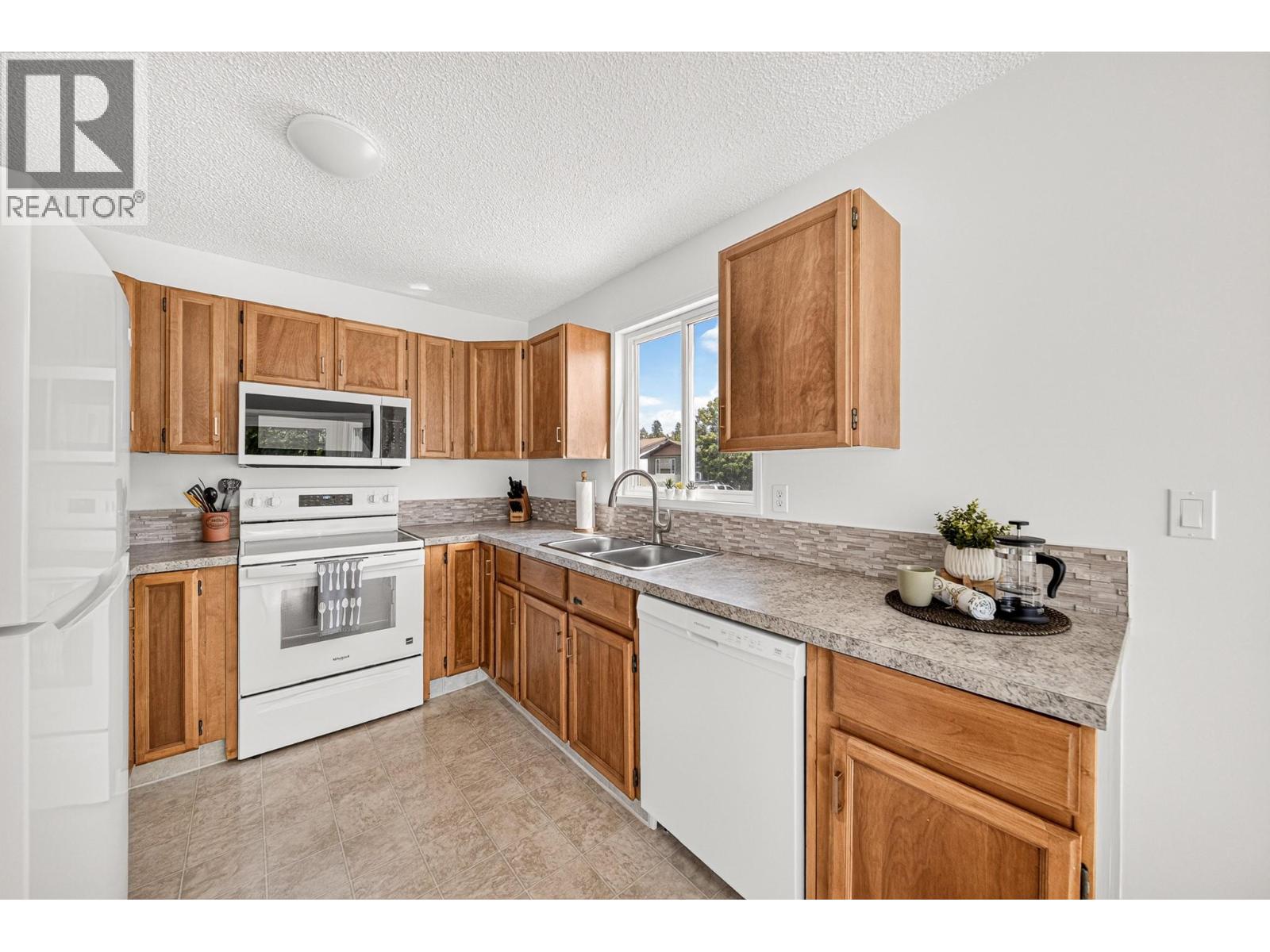 1217 Hickory Crescent, Sparwood, British Columbia  V0B 2G2 - Photo 16 - 10389653