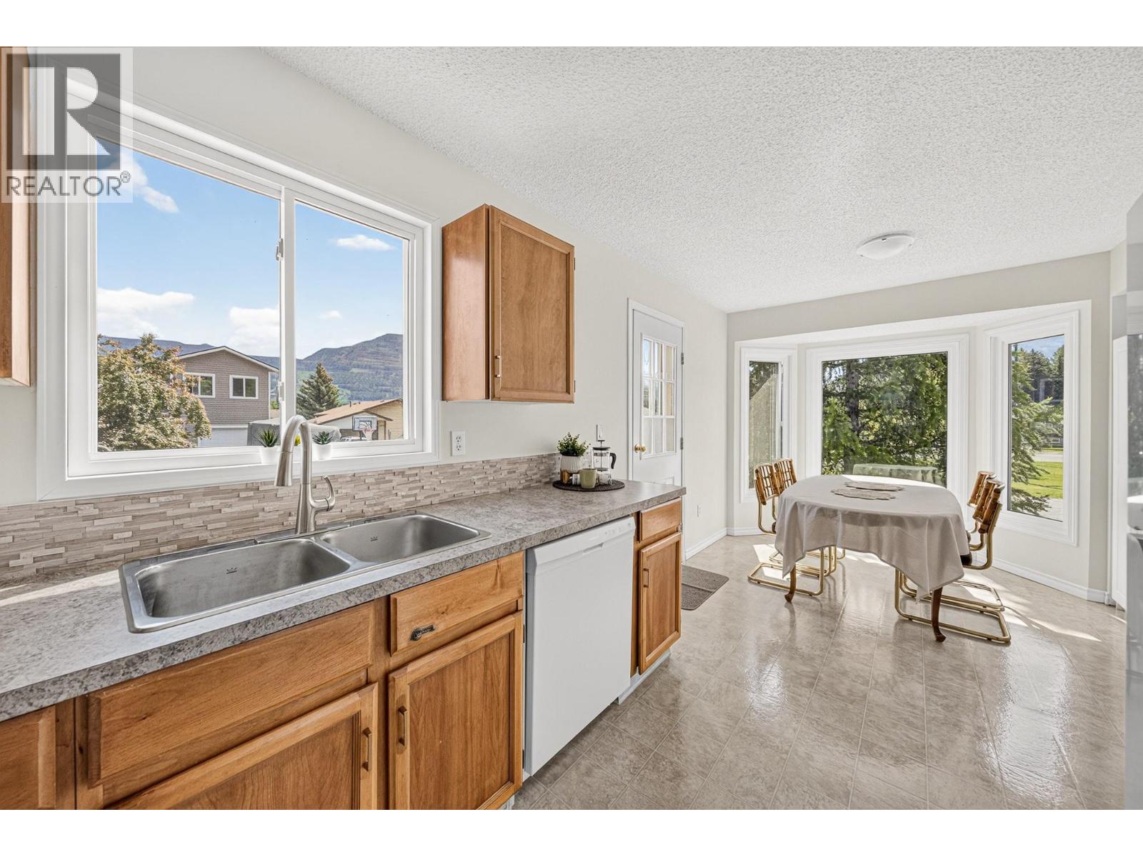 1217 Hickory Crescent, Sparwood, British Columbia  V0B 2G2 - Photo 22 - 10389653