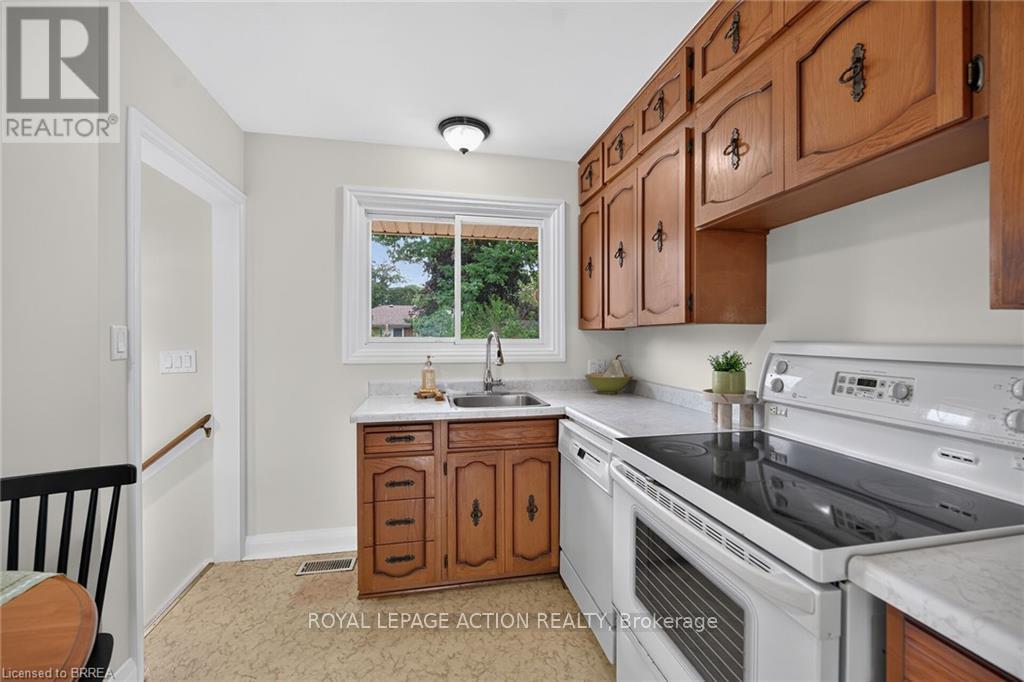 21 Brier Crescent, Brantford, Ontario  N3R 3M5 - Photo 13 - X13506500