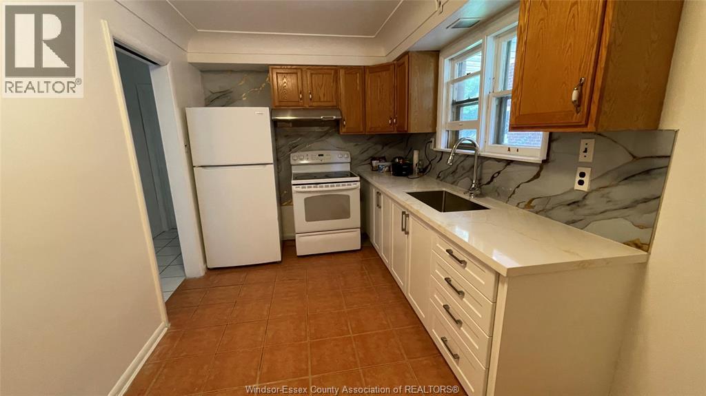 787 Campbell                      Br 1 & 2 Unit# Main, Windsor, Ontario  N9B 2H6 - Photo 2 - 26015695