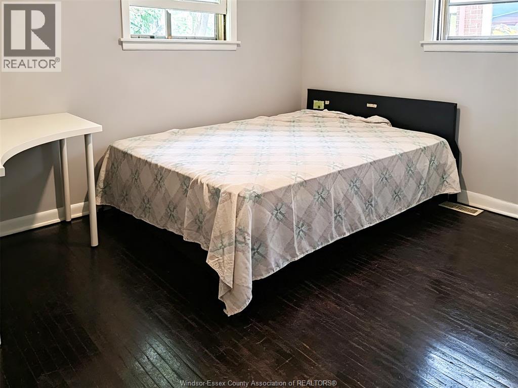 787 Campbell                      Br 1 & 2 Unit# Main, Windsor, Ontario  N9B 2H6 - Photo 3 - 26015695