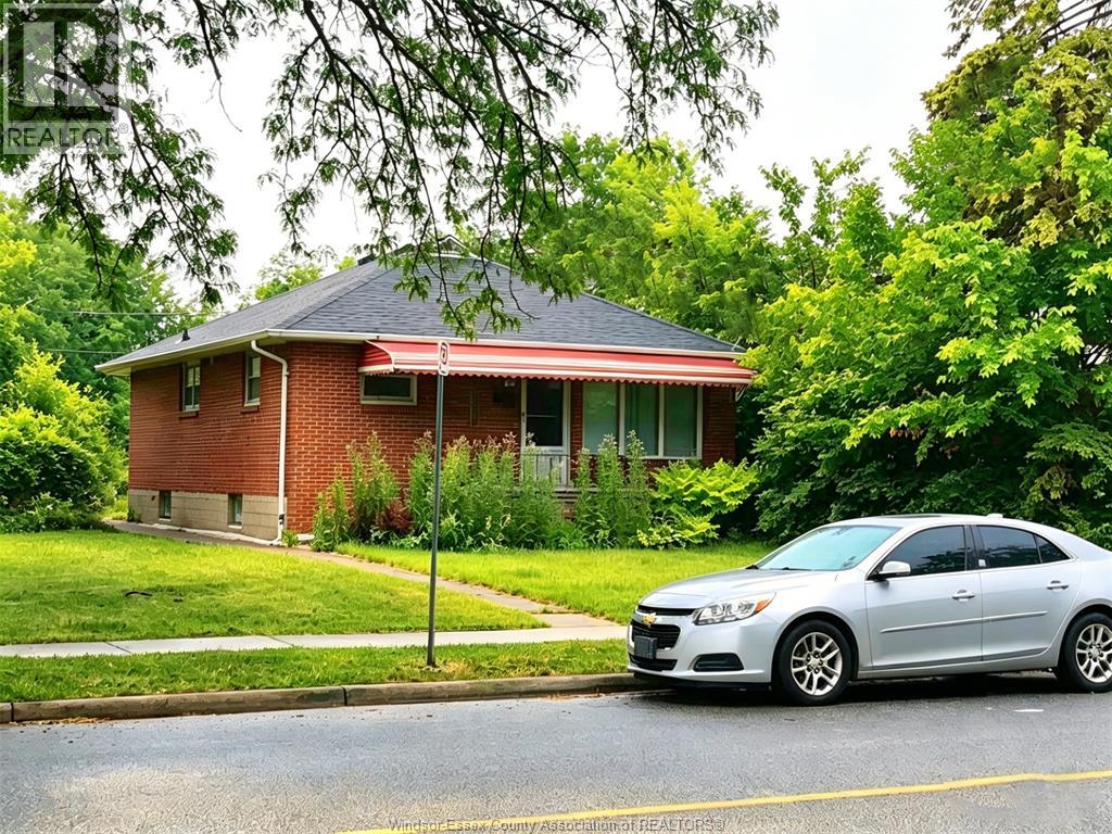 787 Campbell                      Br 1 & 2 Unit# Main, Windsor, Ontario  N9B 2H6 - Photo 9 - 26015695