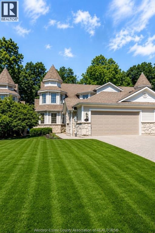 208 CRYSTAL BAY DRIVE, Amherstburg, Ontario