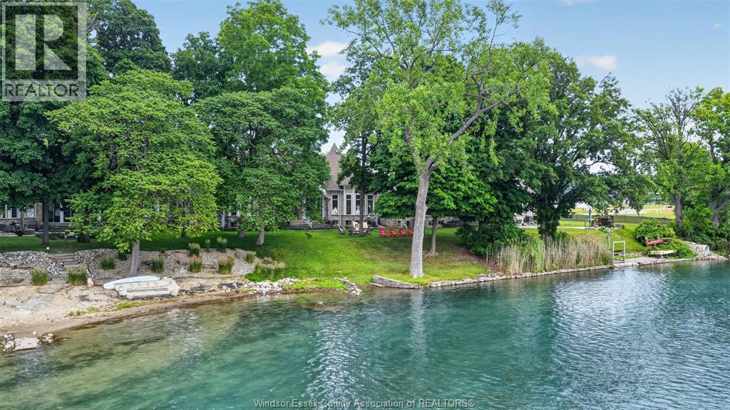 208 Crystal Bay Drive, Amherstburg, Ontario  N9V 4A6 - Photo 2 - 26015686