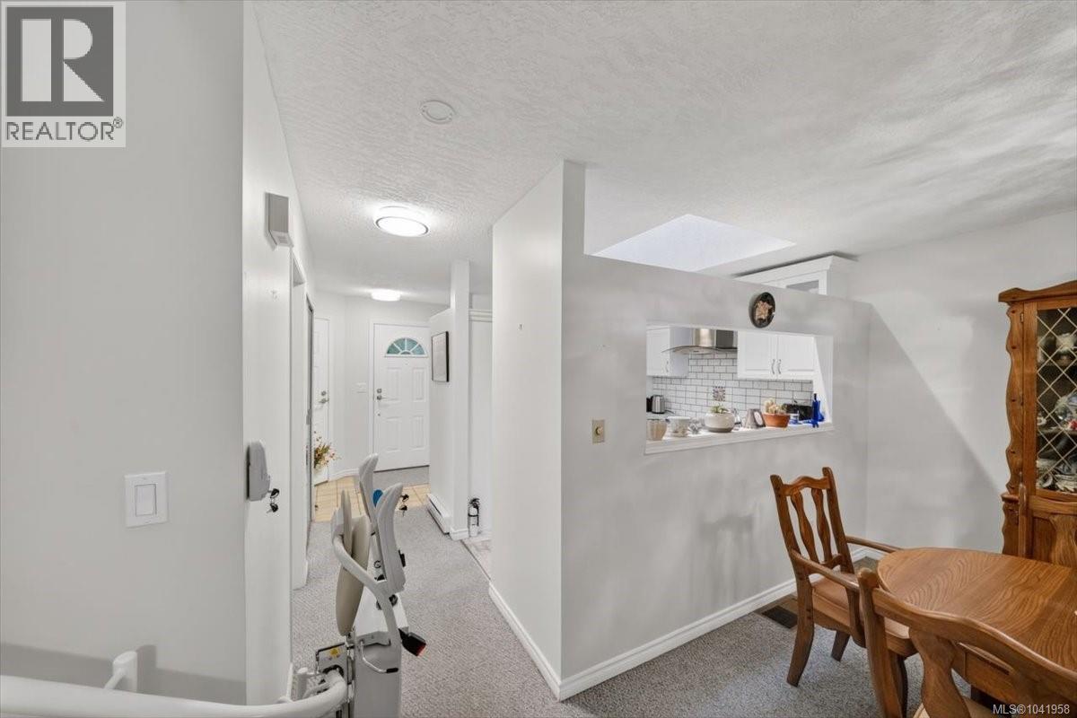 5 3049 Brittany Dr, Colwood, British Columbia  V9B 5P8 - Photo 13 - 1041958