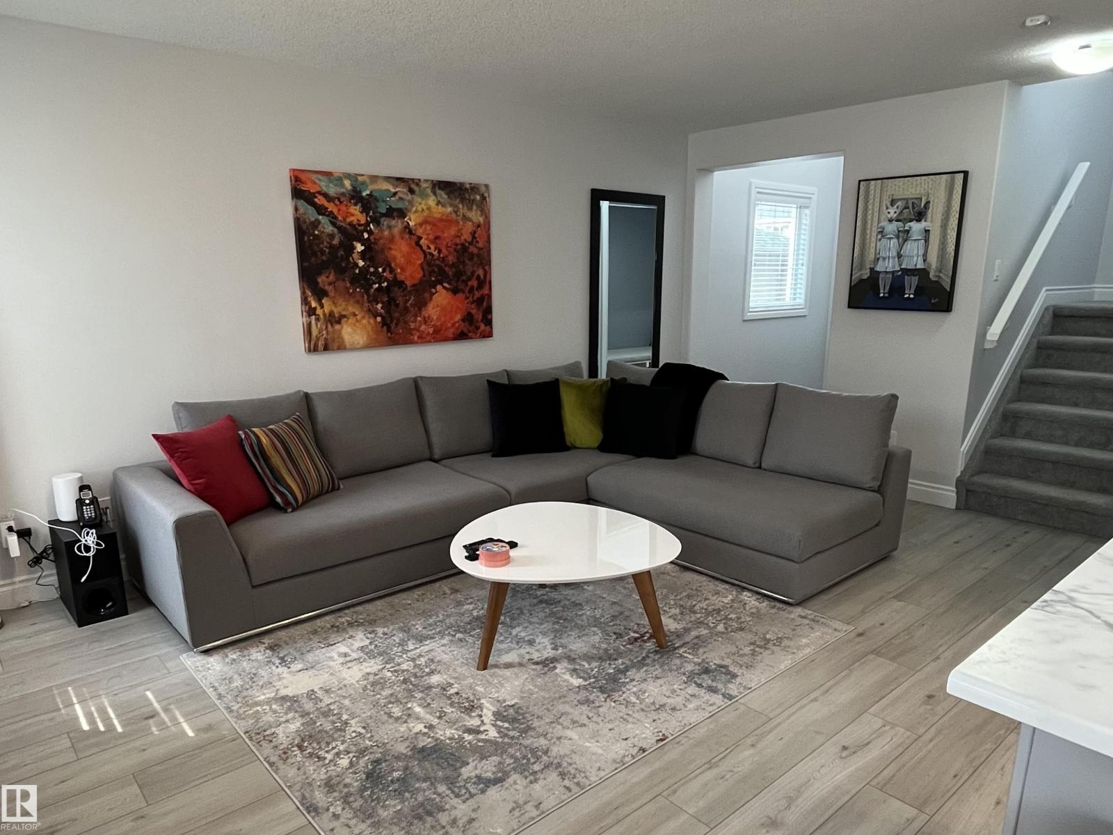 2057 69a St SW, Edmonton, Alberta  T6A 0S5 - Photo 6 - E4496431