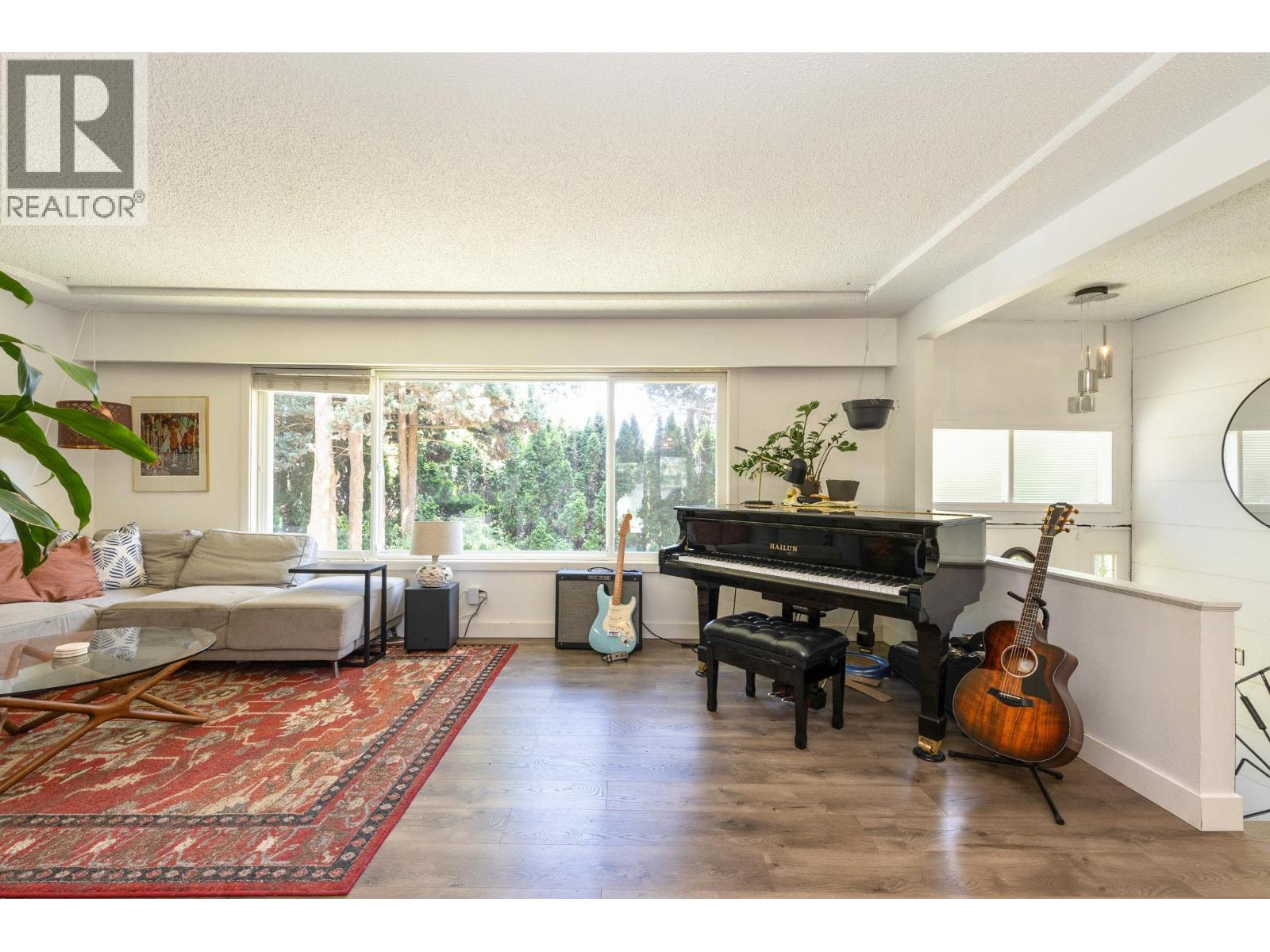 1510 Kent Avenue, Port Coquitlam, British Columbia  V3B 0E9 - Photo 3 - R3141384