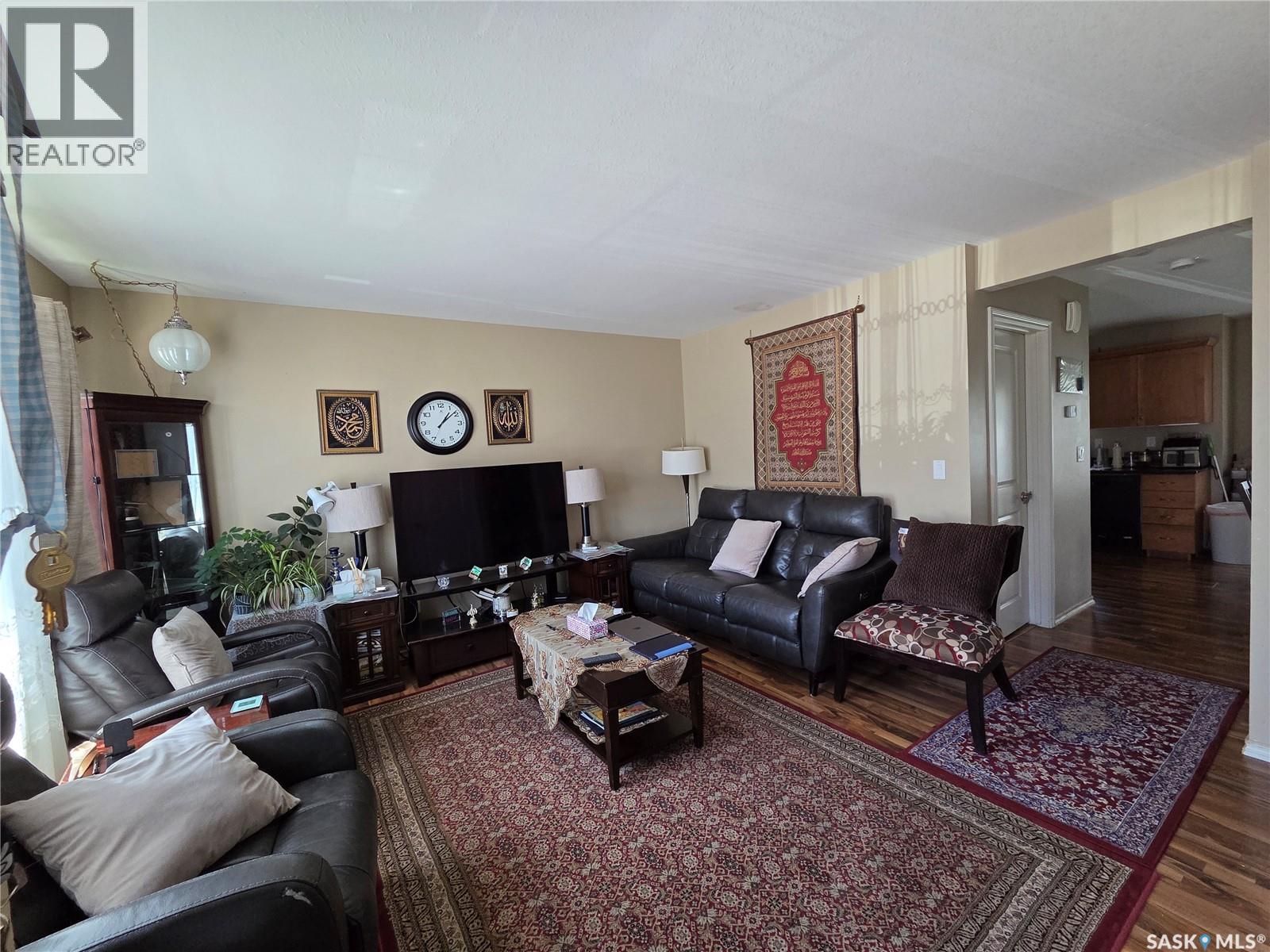 303 303 Slimmon Place, Saskatoon, Saskatchewan S7V 0A8 - Photo 5 - SK041143