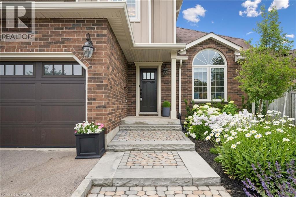 622 Westfield Drive, Waterloo, Ontario  N2T 2P2 - Photo 4 - 40844104
