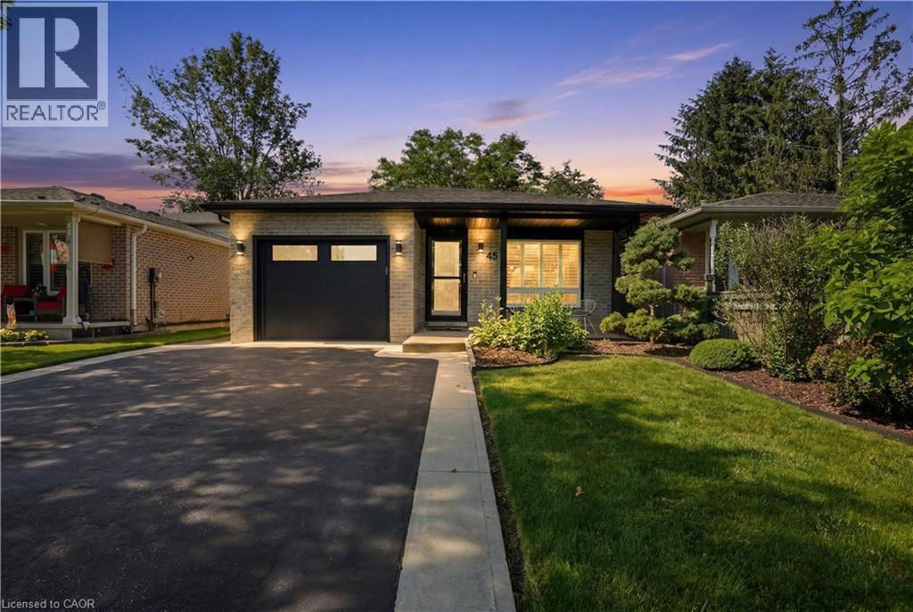 45 SANDRA Crescent, Grimsby, Ontario